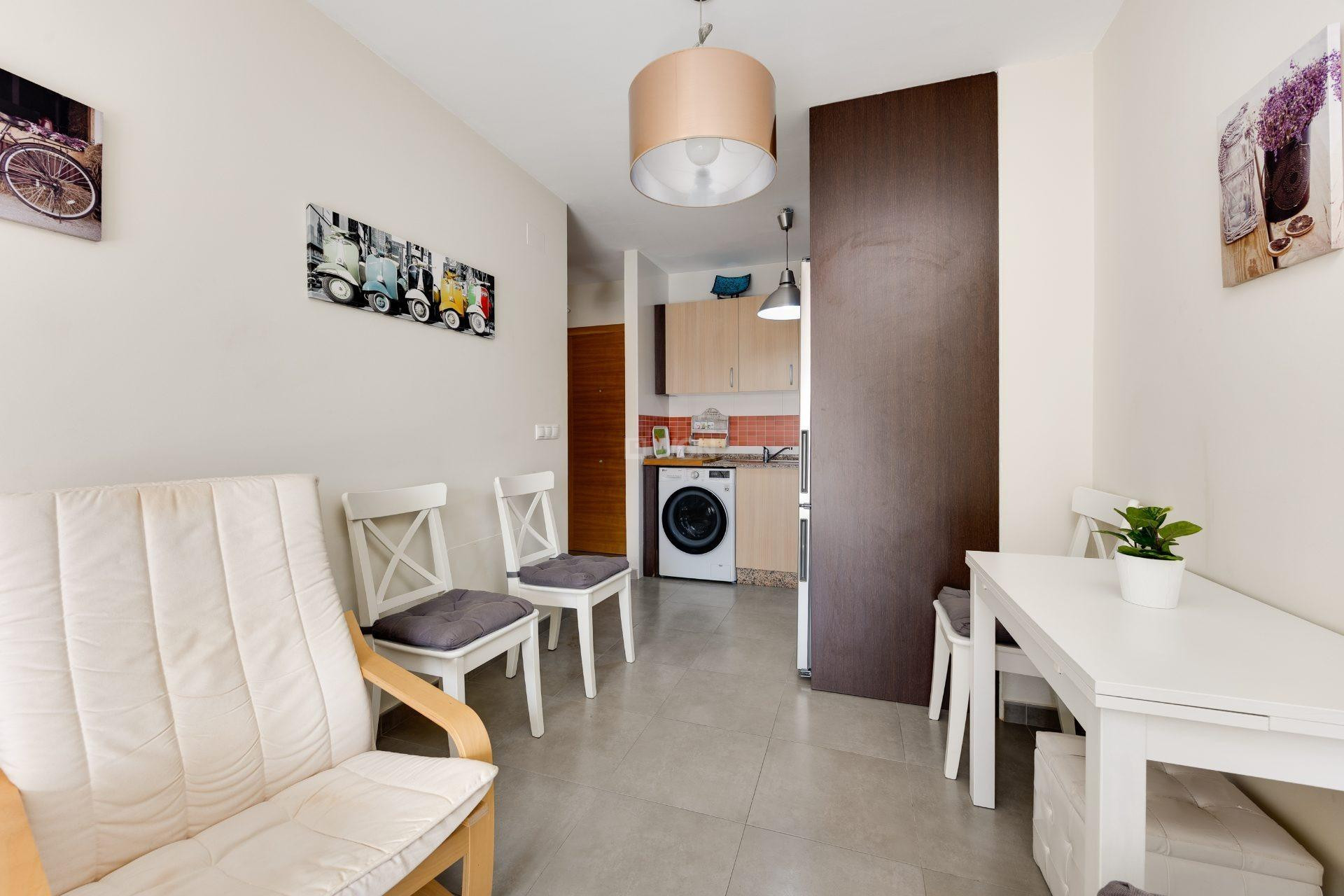 Reventa - Apartamento / piso - Torrevieja - PARQUE DE LAS NACIONES