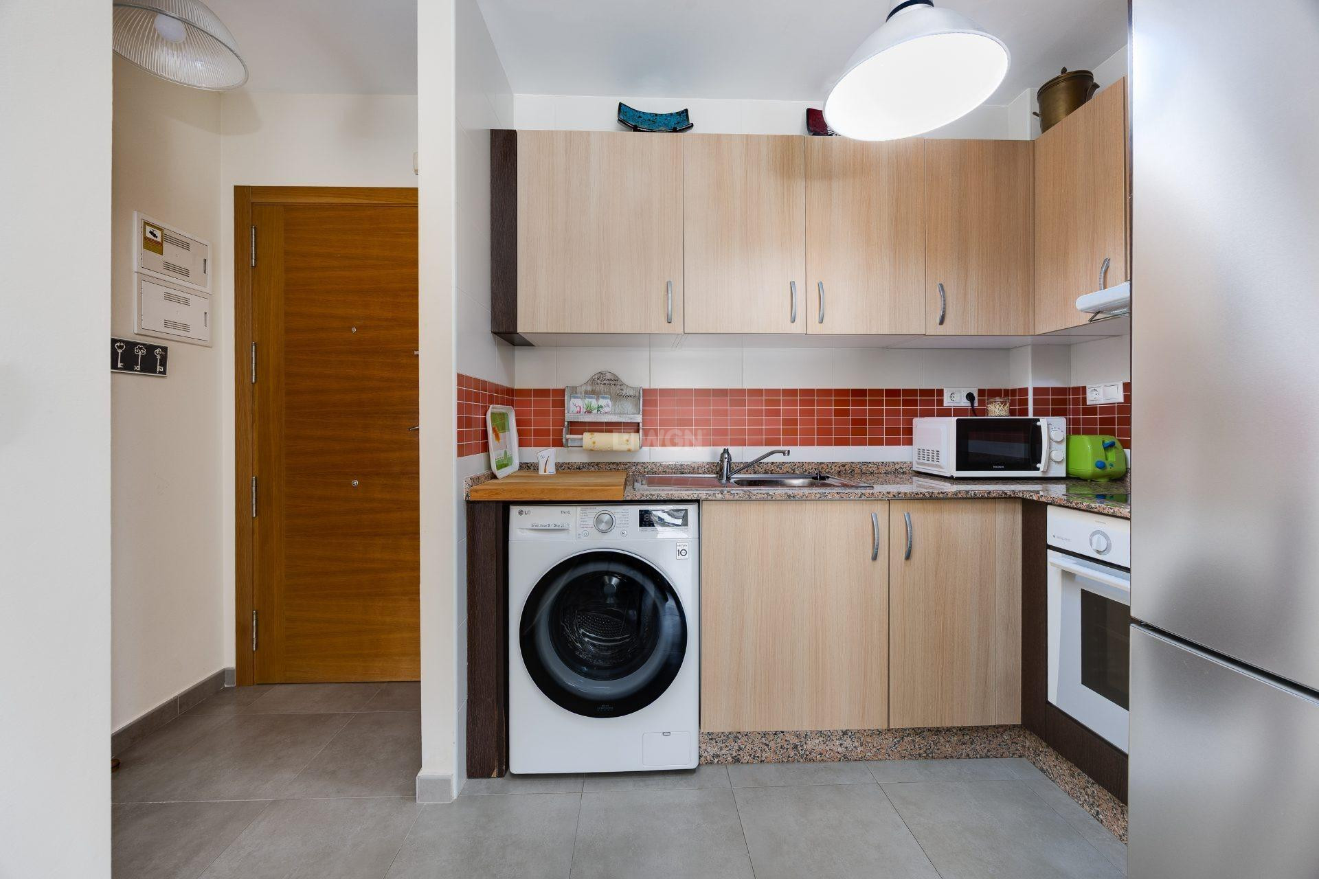 Reventa - Apartamento / piso - Torrevieja - PARQUE DE LAS NACIONES