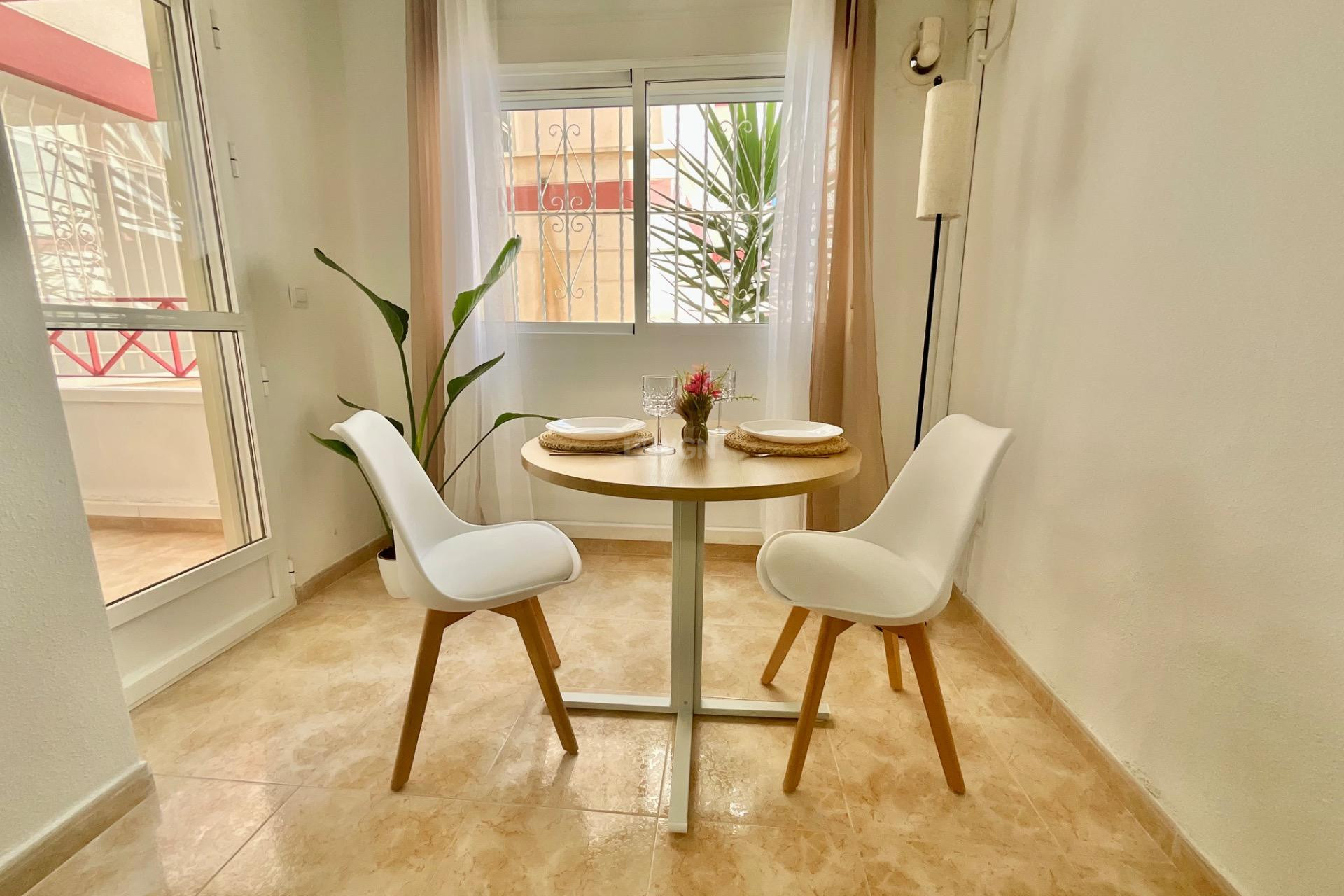 Reventa - Apartamento / piso - Torrevieja - PARQUE DE LAS NACIONES
