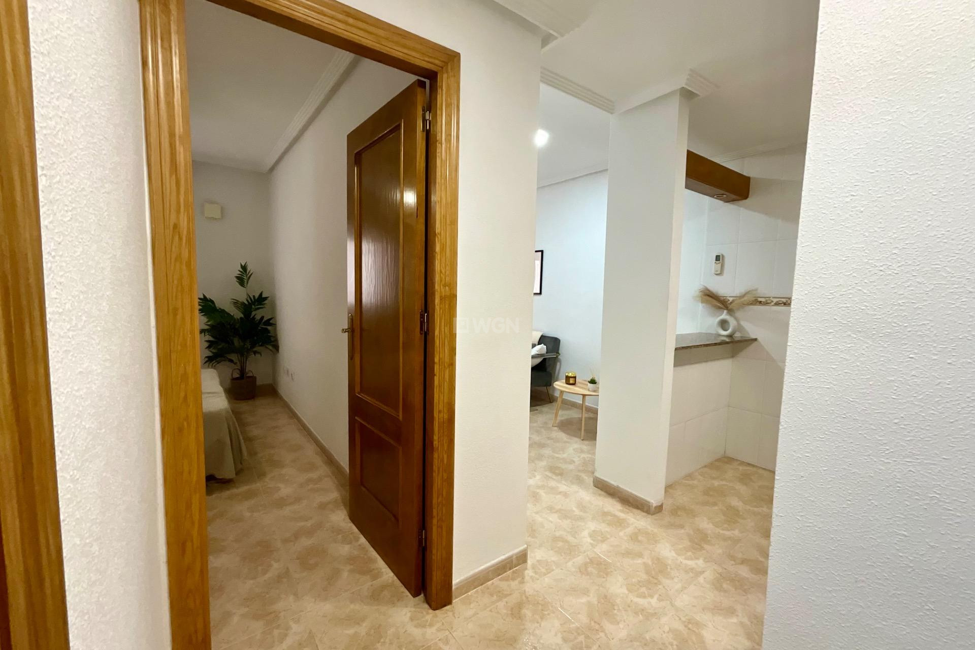 Reventa - Apartamento / piso - Torrevieja - PARQUE DE LAS NACIONES