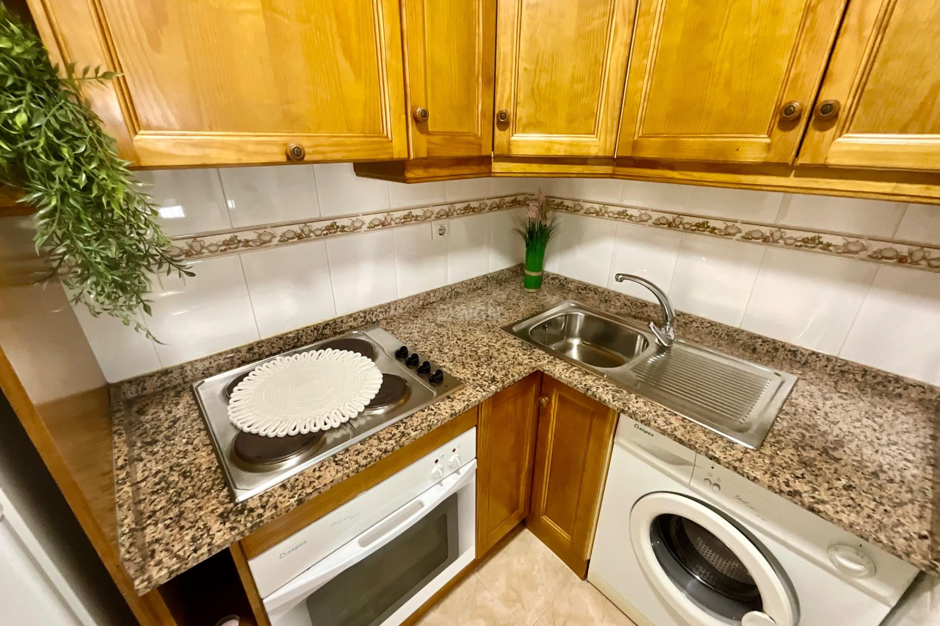 Reventa - Apartamento / piso - Torrevieja - PARQUE DE LAS NACIONES