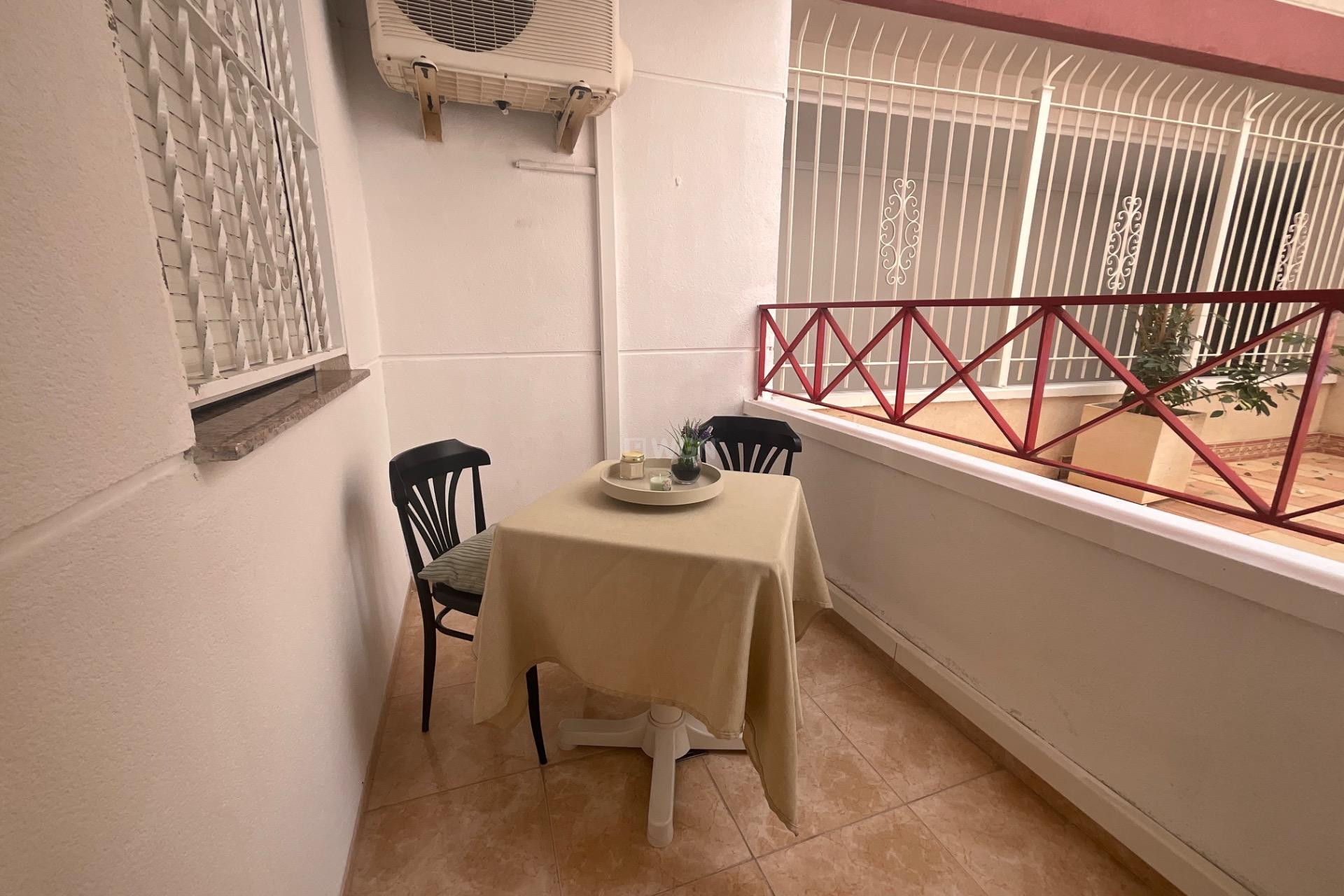 Reventa - Apartamento / piso - Torrevieja - PARQUE DE LAS NACIONES
