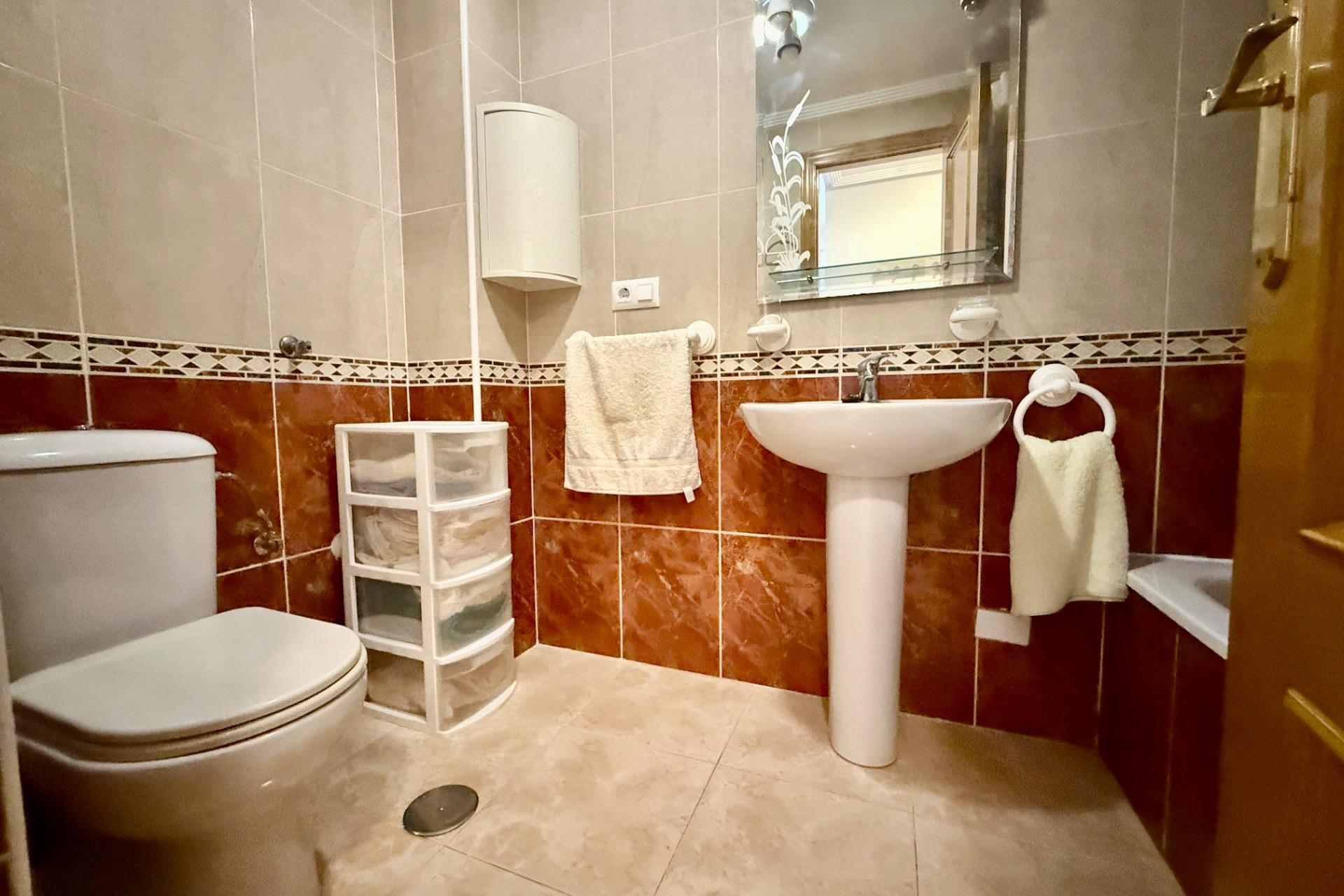 Reventa - Apartamento / piso - Torrevieja - PARQUE DE LAS NACIONES