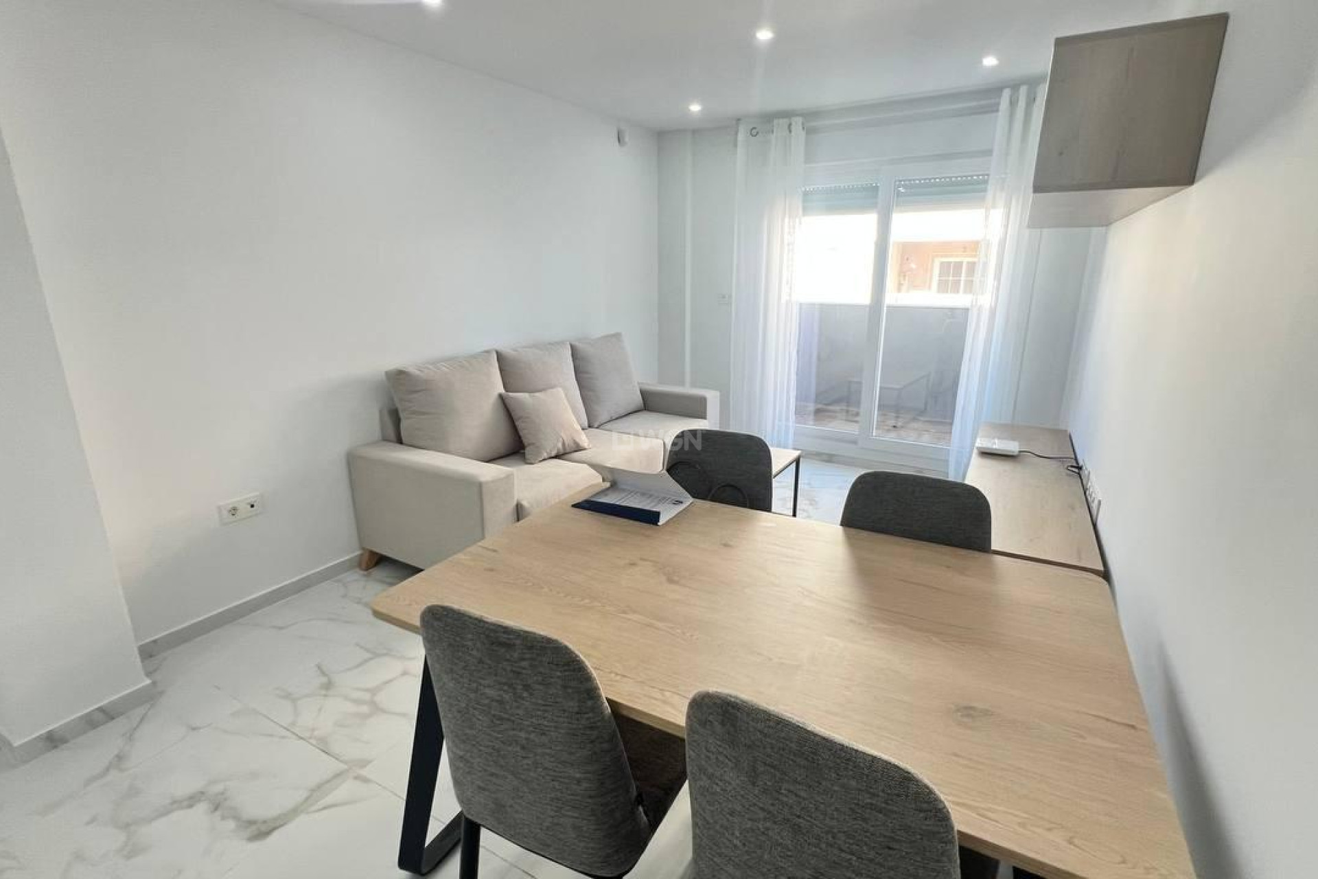Reventa - Apartamento / piso - Torrevieja - PARQUE DE LAS NACIONES