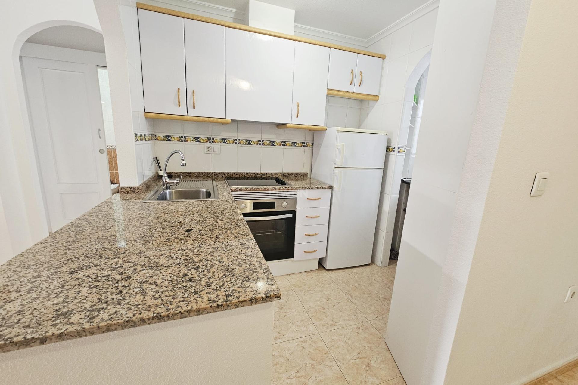 Reventa - Apartamento / piso - Torrevieja - PARQUE DE LAS NACIONES