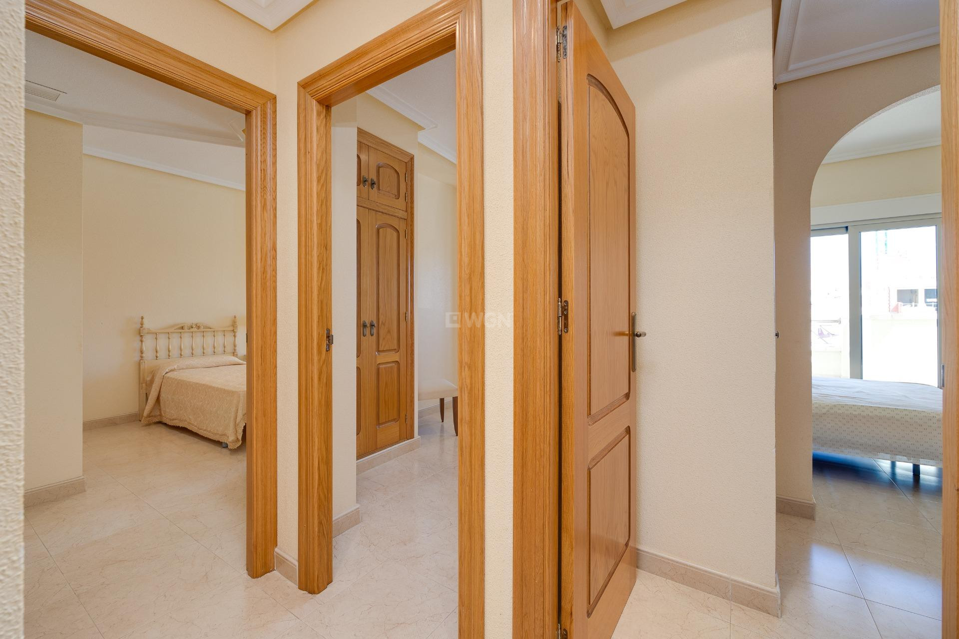 Reventa - Apartamento / piso - Torrevieja - Paseo Maritimo