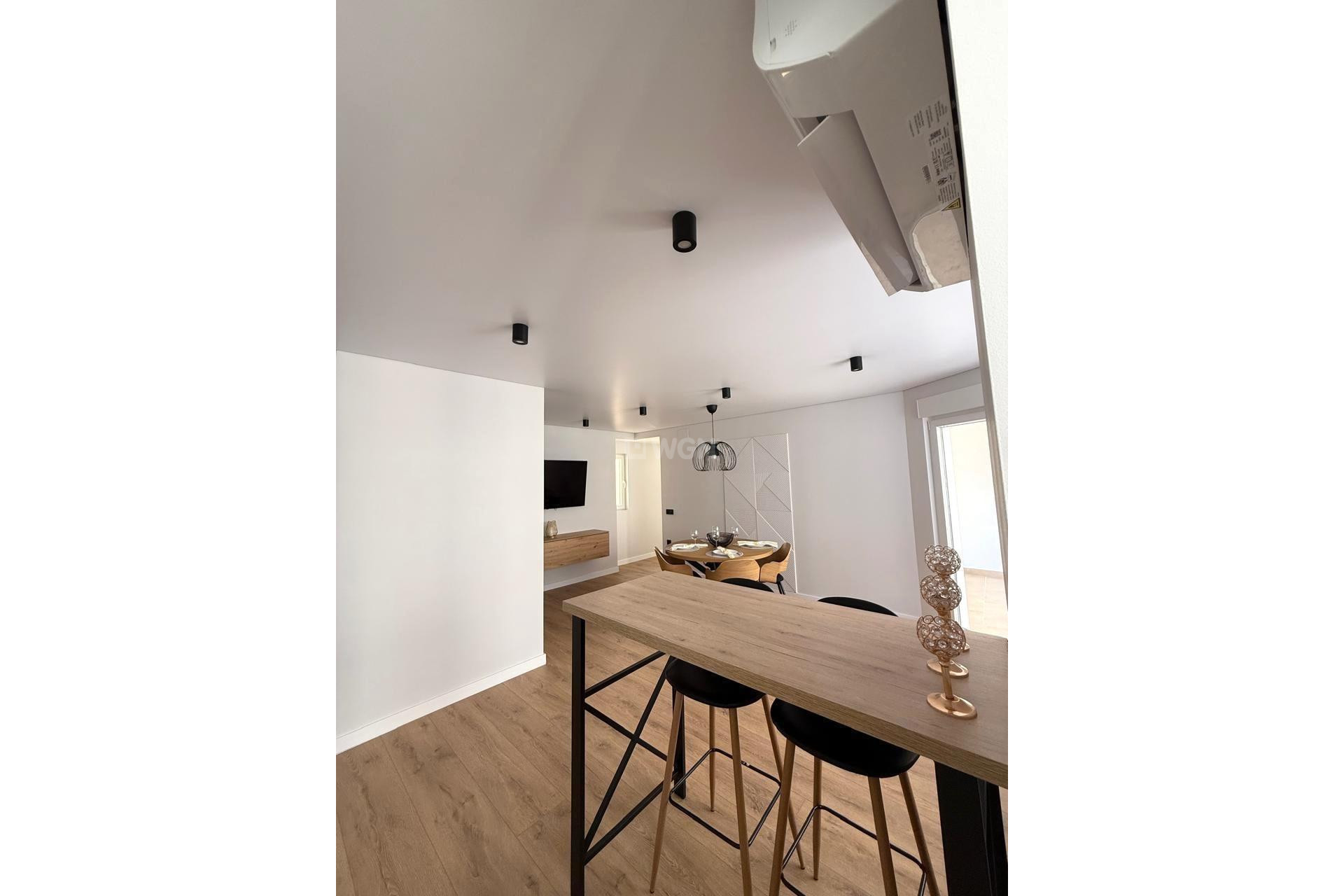 Reventa - Apartamento / piso - Torrevieja - Paseo Maritimo