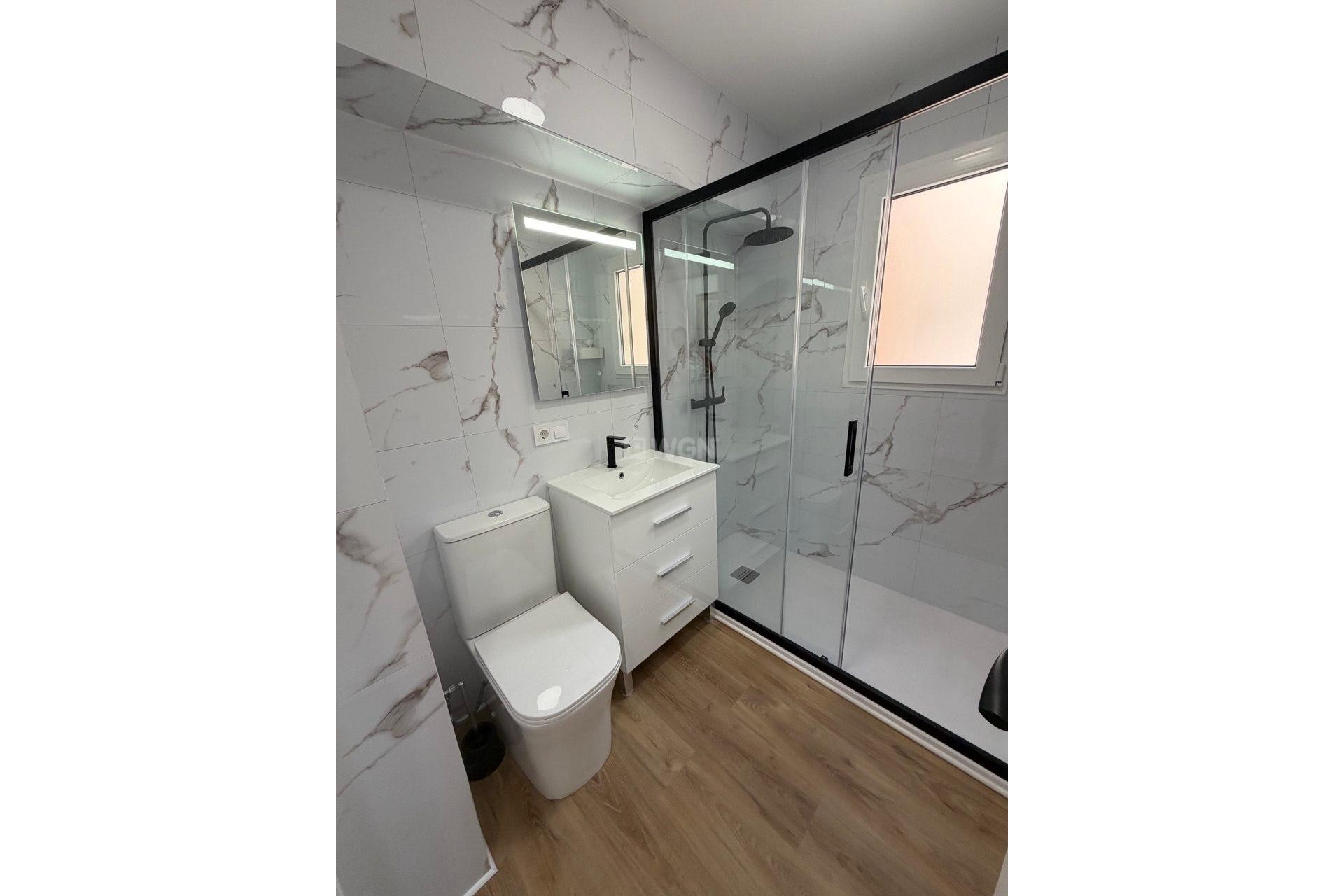 Reventa - Apartamento / piso - Torrevieja - Playa de los Locos