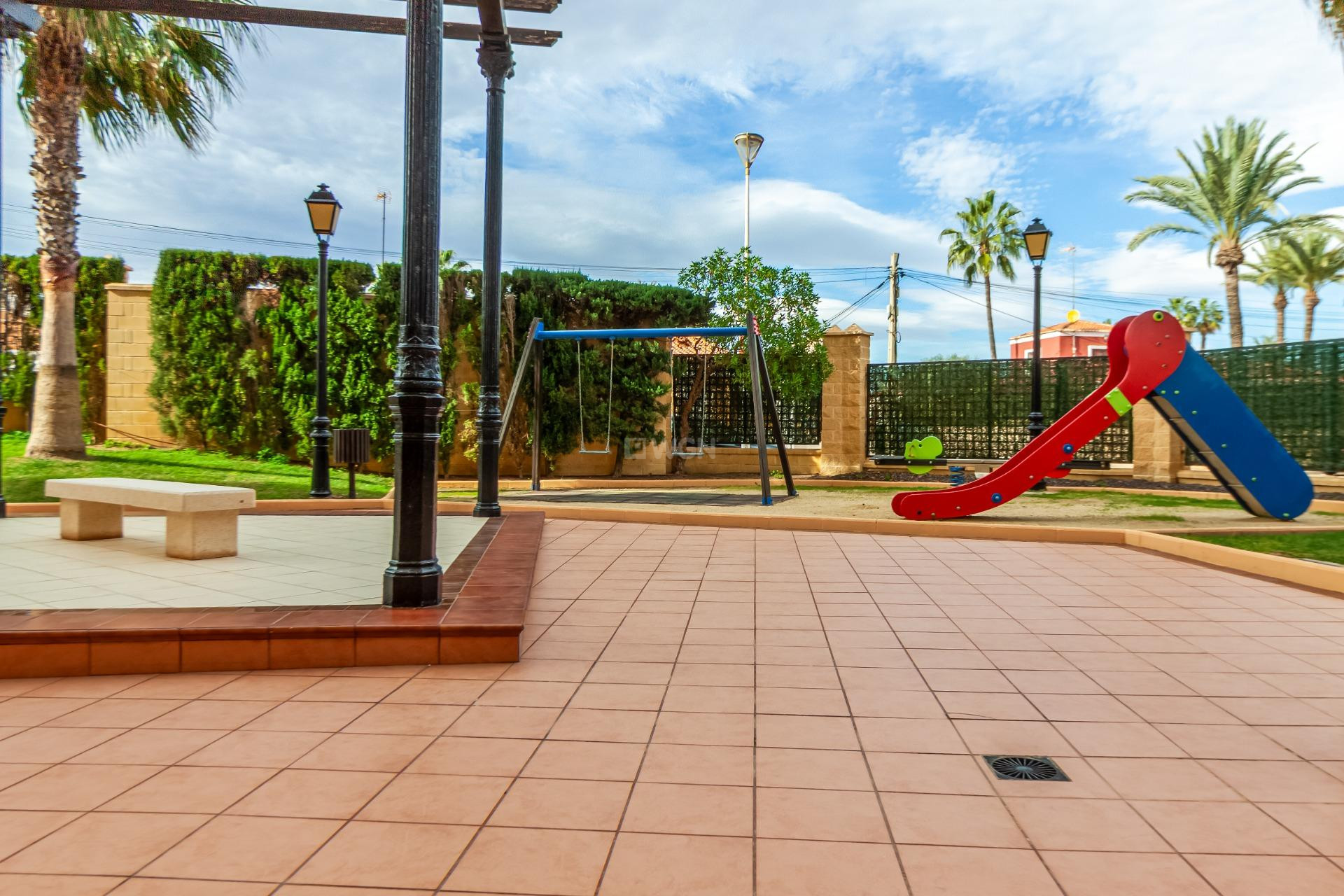 Reventa - Apartamento / piso - Torrevieja - Playa de los Locos