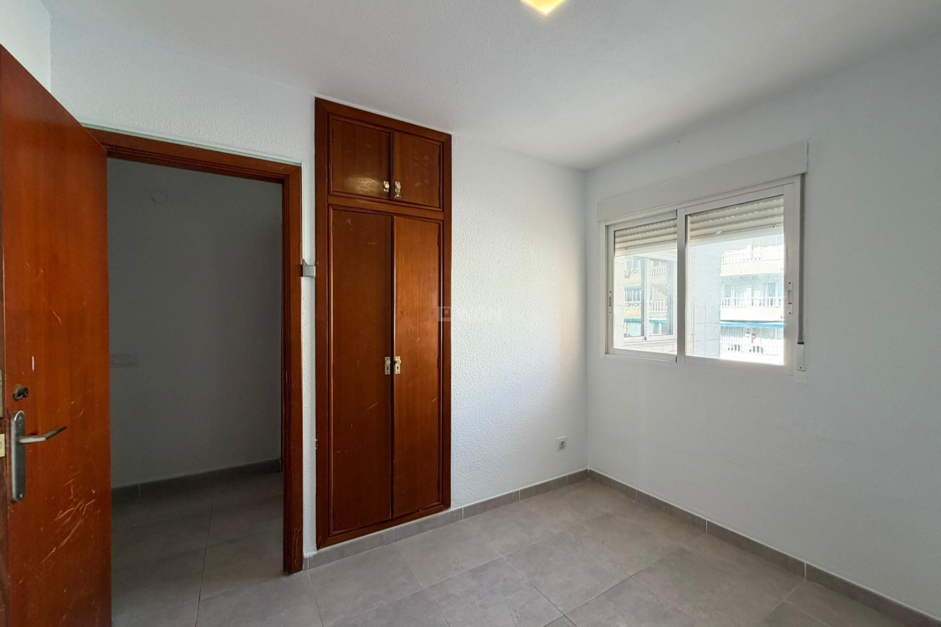 Reventa - Apartamento / piso - Torrevieja - Playa de los Locos