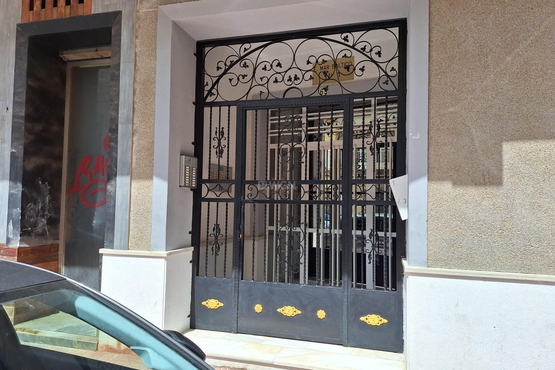 Reventa - Apartamento / piso - Torrevieja - Playa de los Locos