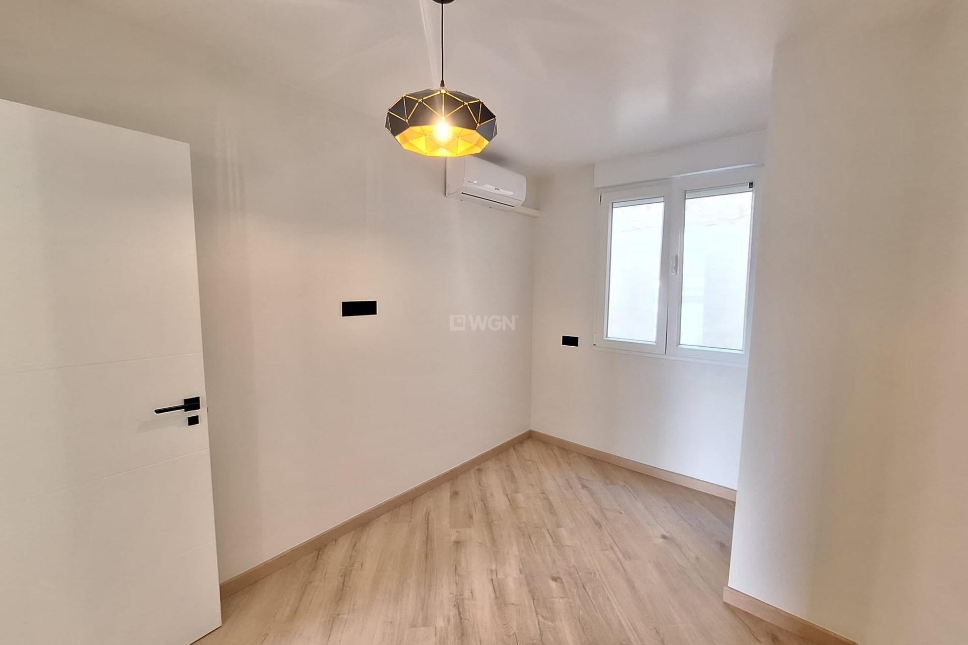 Reventa - Apartamento / piso - Torrevieja - Playa de los Locos