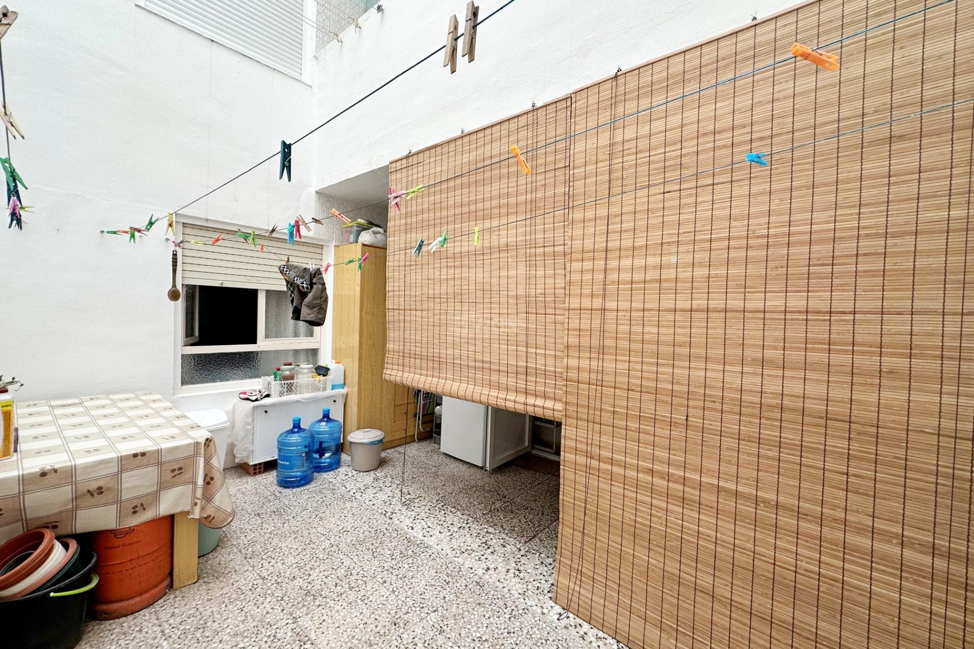 Reventa - Apartamento / piso - Torrevieja - Playa De Los Naufragos