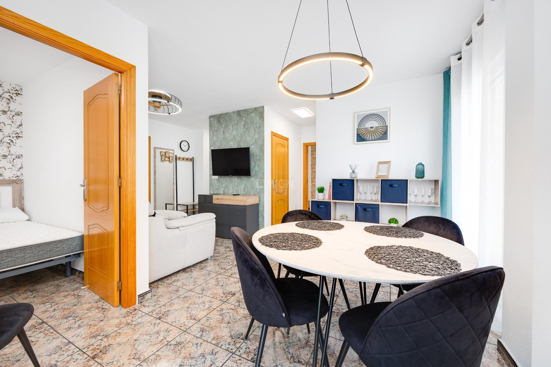 Reventa - Apartamento / piso - Torrevieja - Playa De Los Naufragos