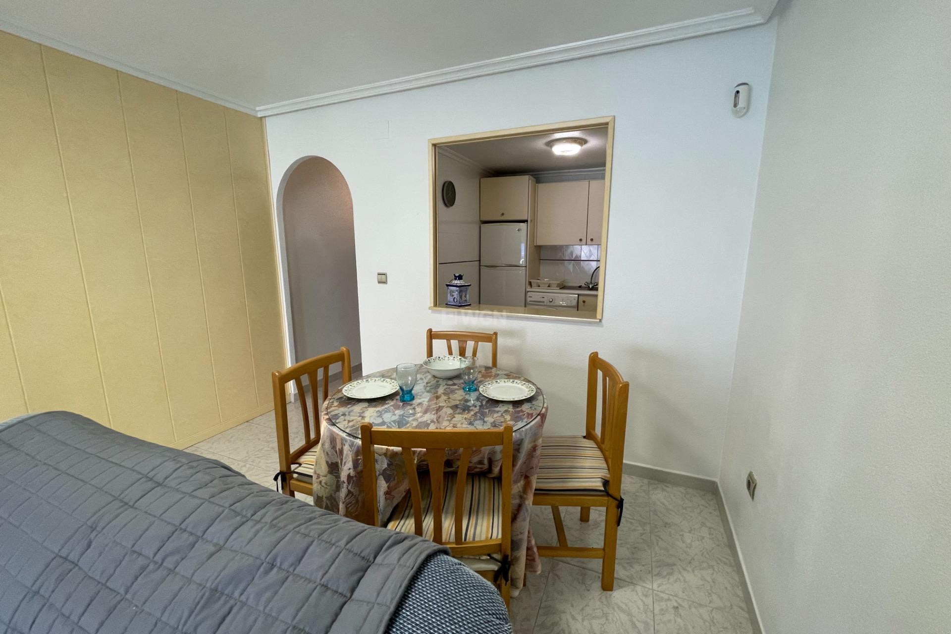 Reventa - Apartamento / piso - Torrevieja - Playa del Cura