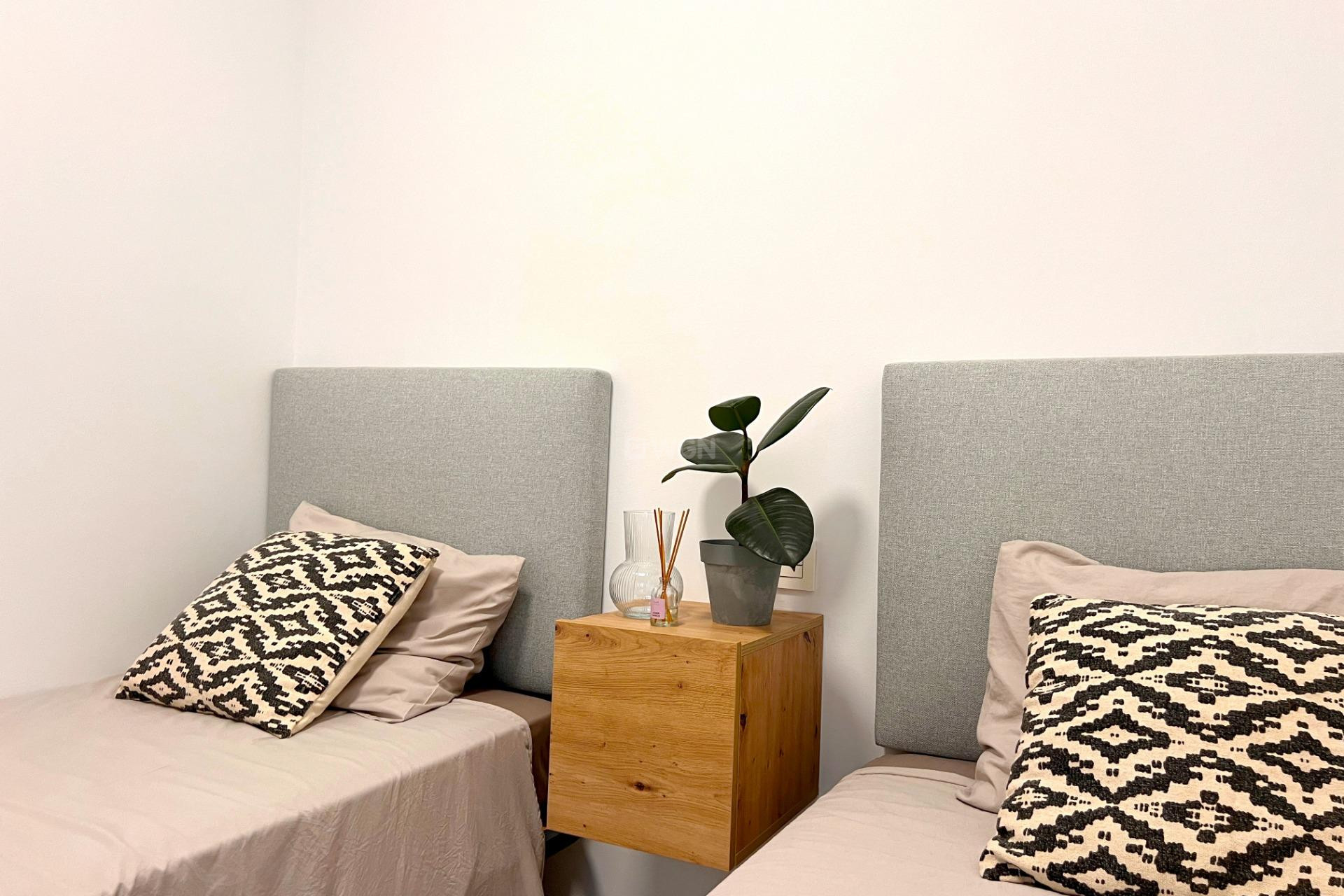 Reventa - Apartamento / piso - Torrevieja - Playa del Cura