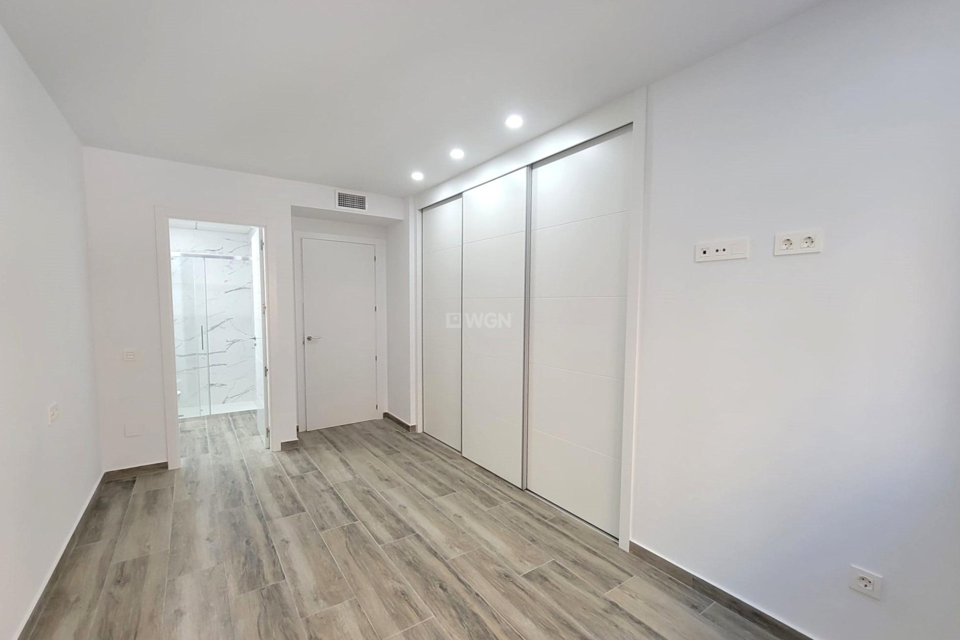 Reventa - Apartamento / piso - Torrevieja - Playa del Cura