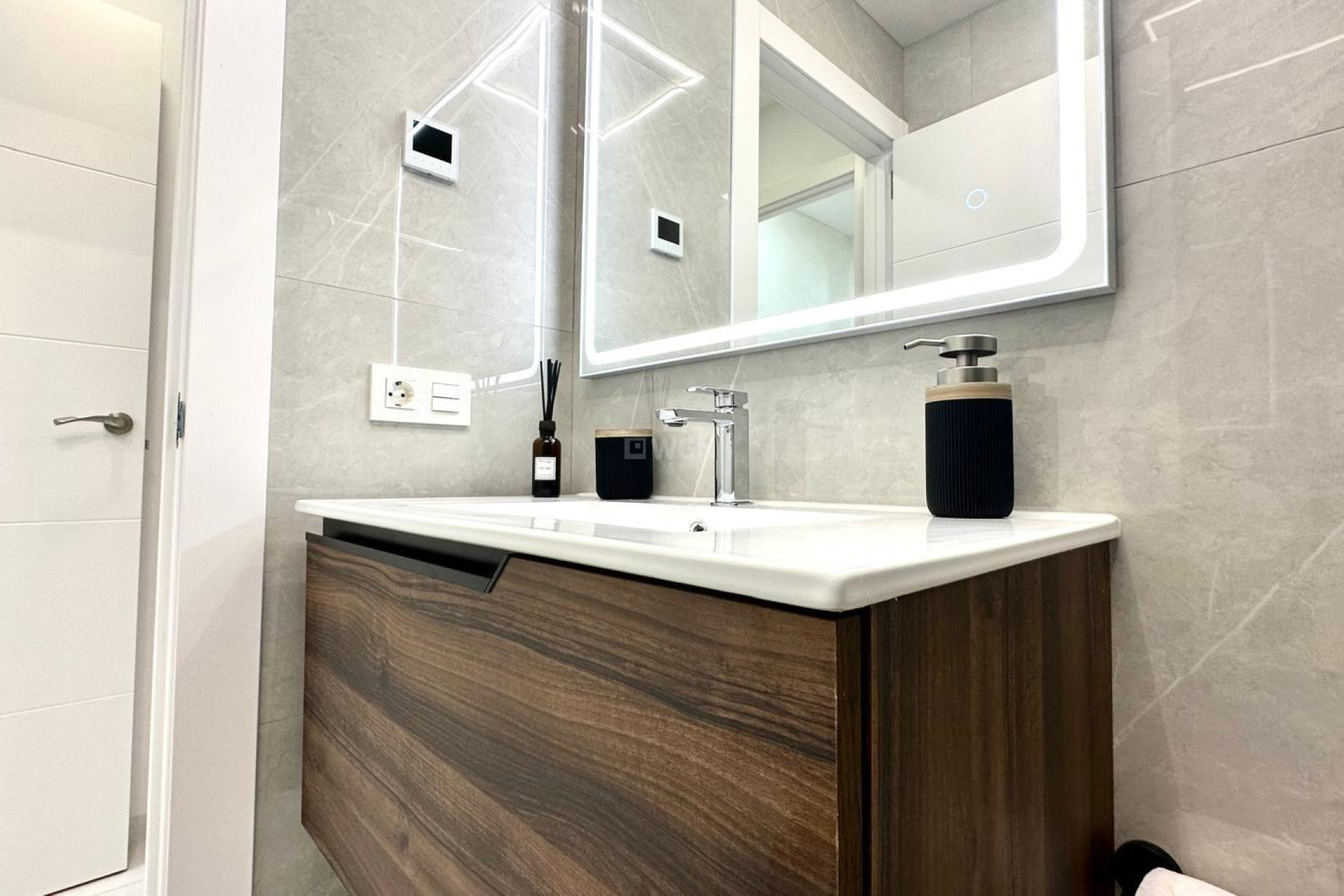 Reventa - Apartamento / piso - Torrevieja - Playa del Cura