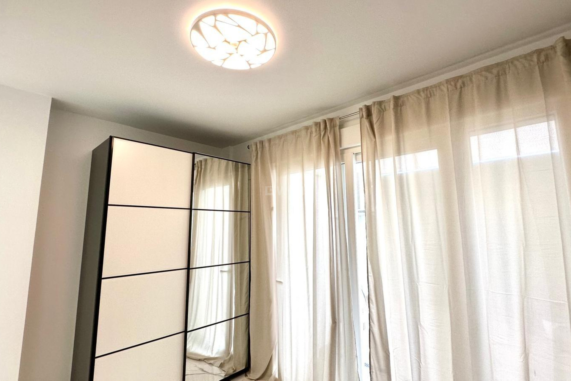 Reventa - Apartamento / piso - Torrevieja - Playa del Cura