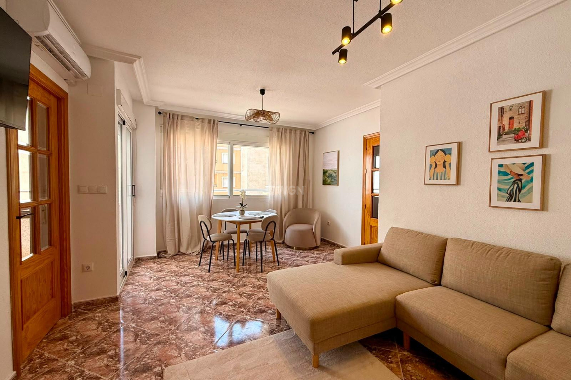 Reventa - Apartamento / piso - Torrevieja - Playa del Cura