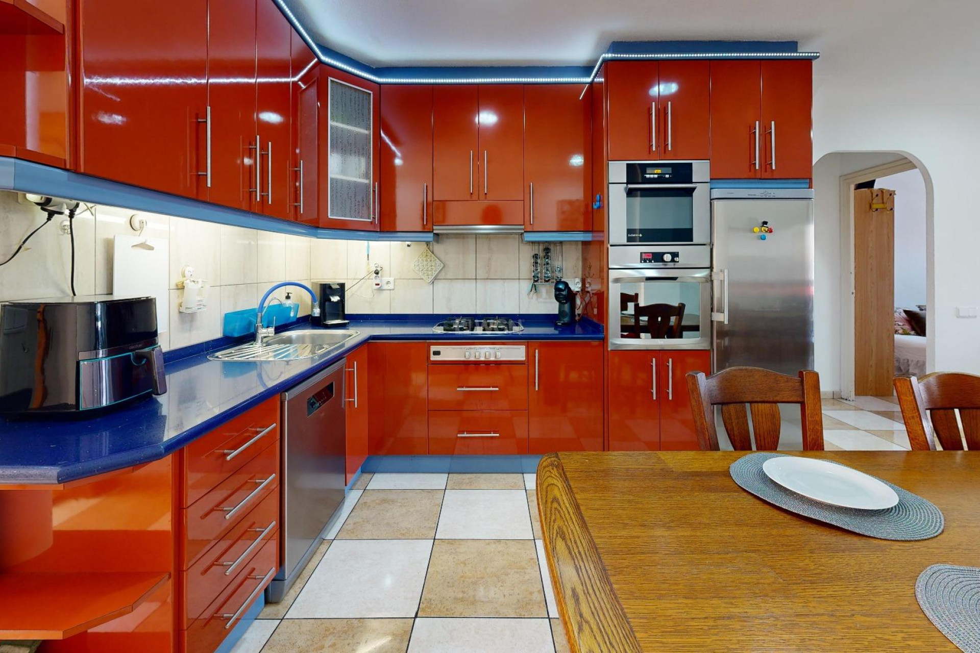 Reventa - Apartamento / piso - Torrevieja - Puerto Deportivo Marina Salinas