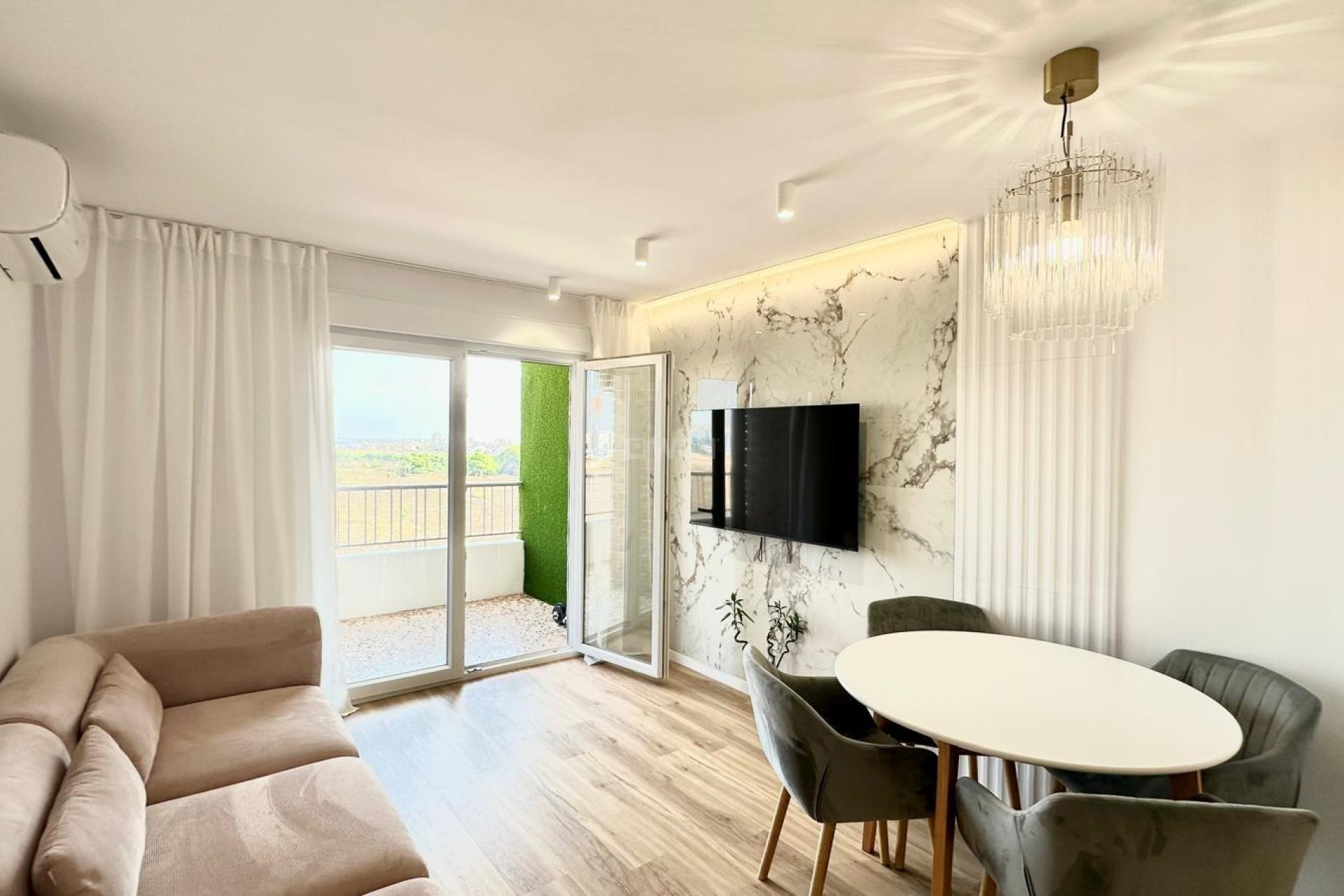 Reventa - Apartamento / piso - Torrevieja - Punta Prima