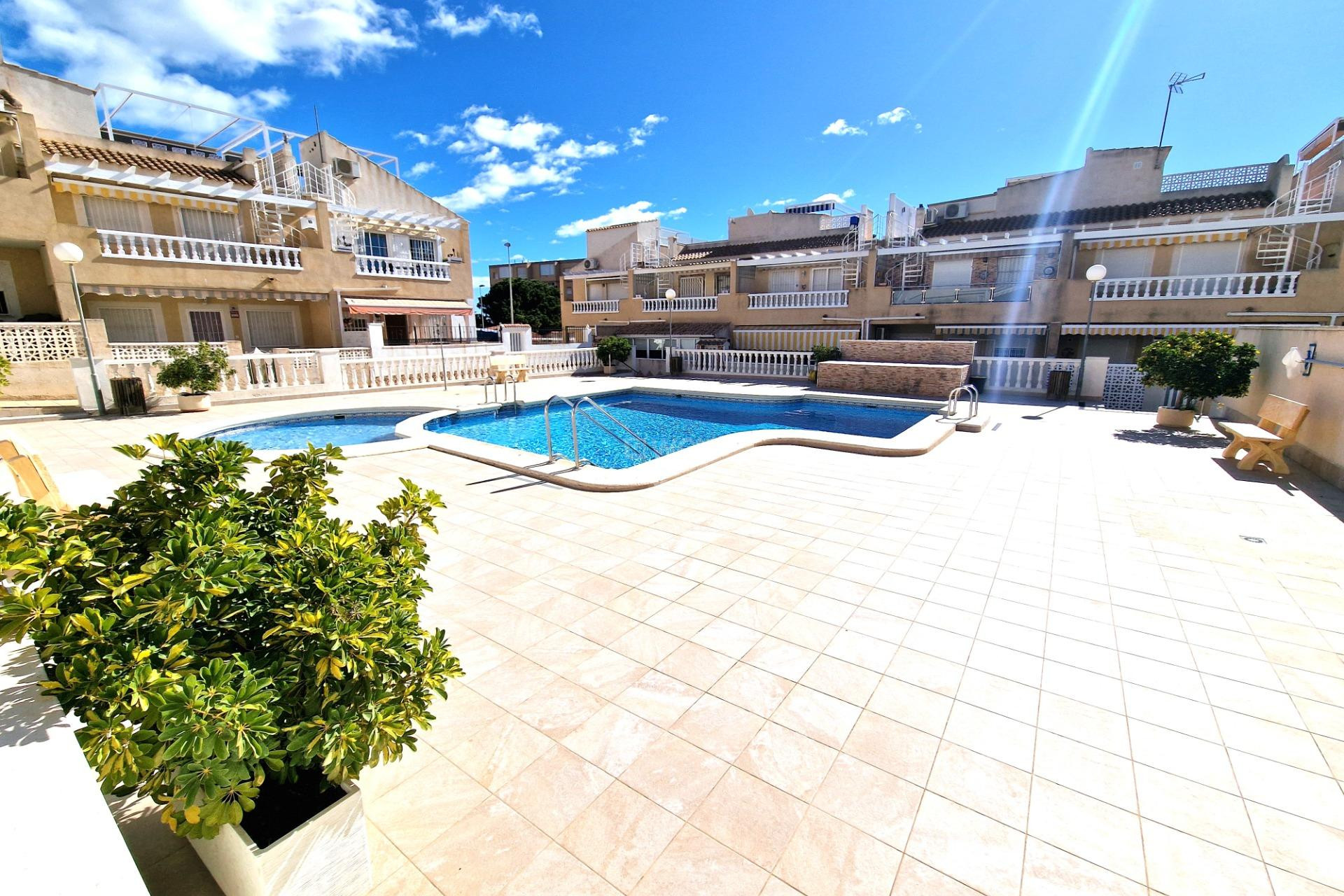 Reventa - Apartamento / piso - Torrevieja - Torrejón