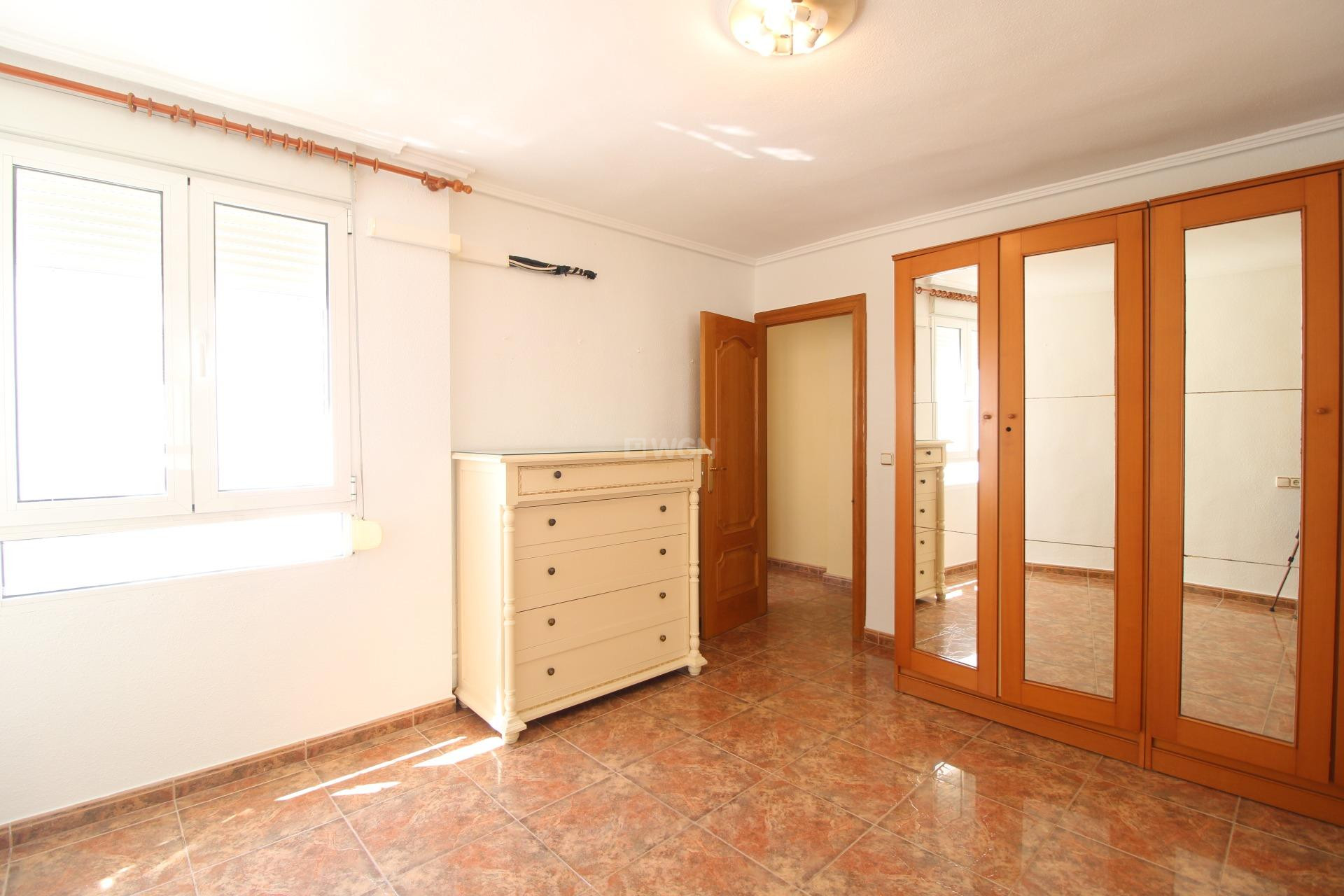 Reventa - Apartamento / piso - Torrevieja