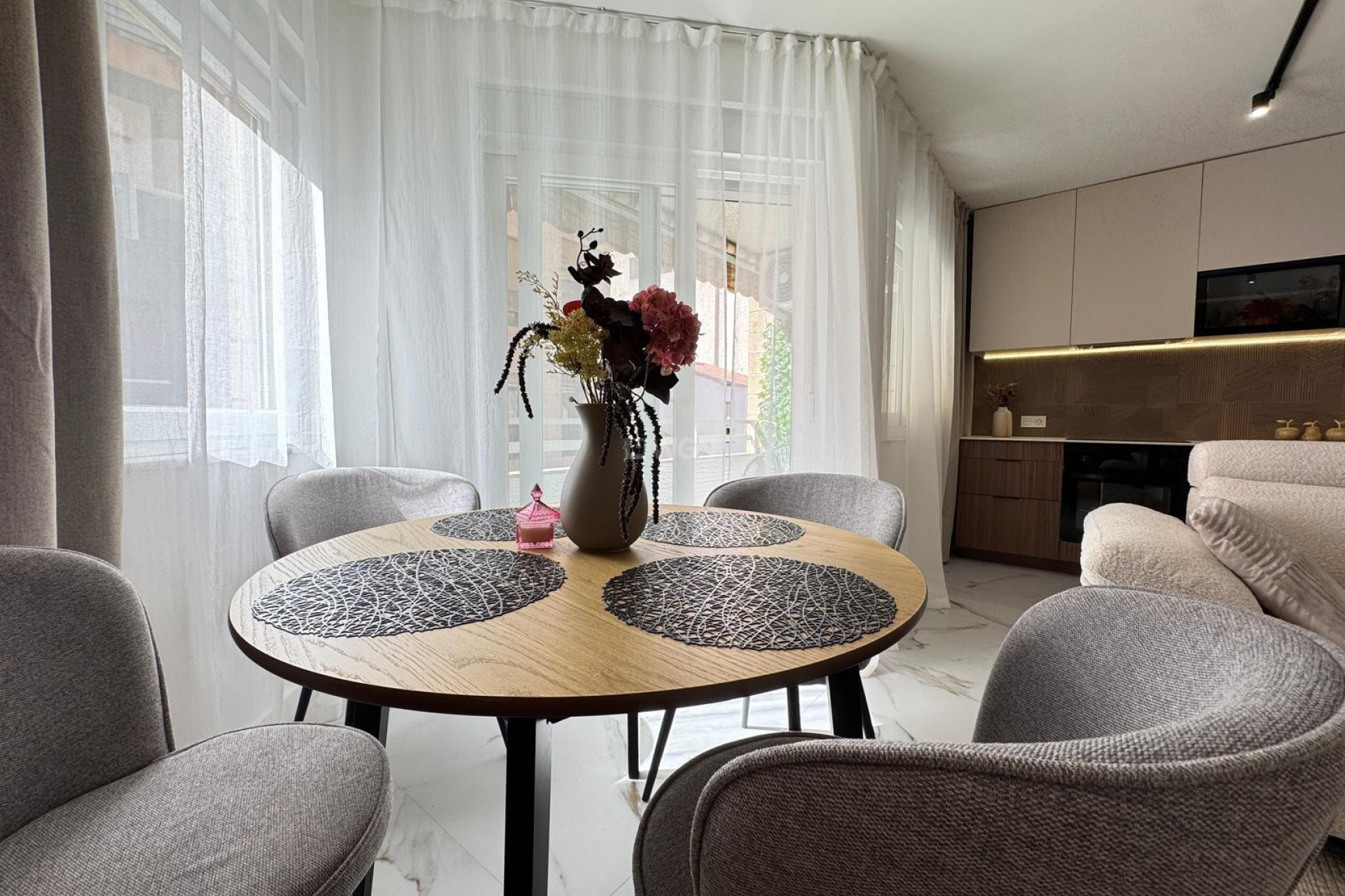 Reventa - Apartamento / piso - Torrevieja