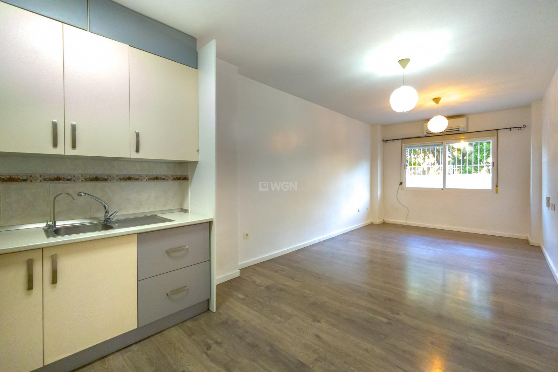 Reventa - Apartamento / piso - Torrevieja