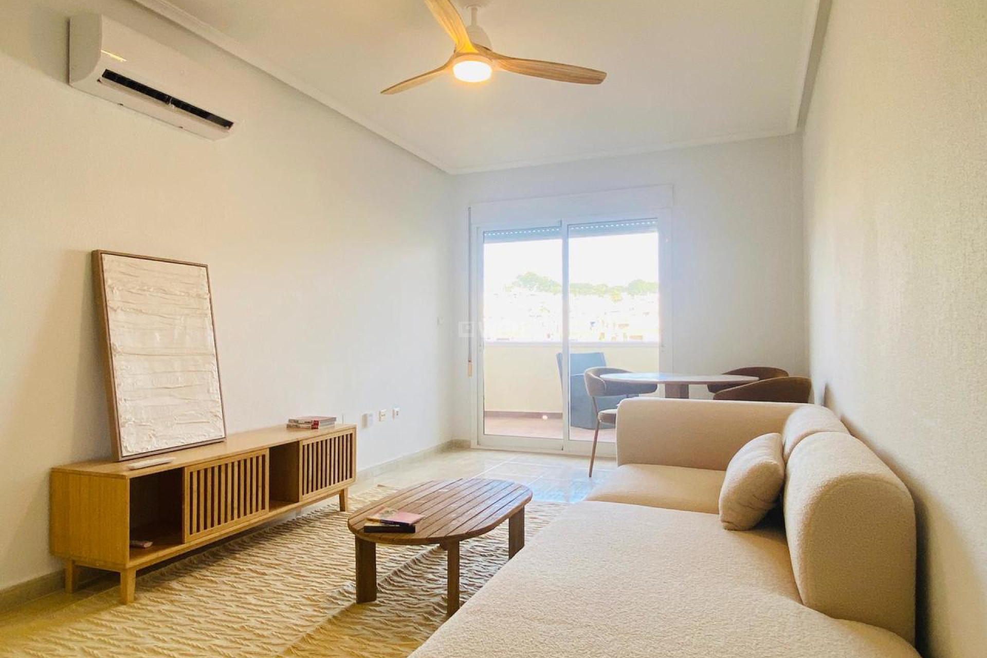 Reventa - Apartamento / piso - Villamartin - Costa Blanca