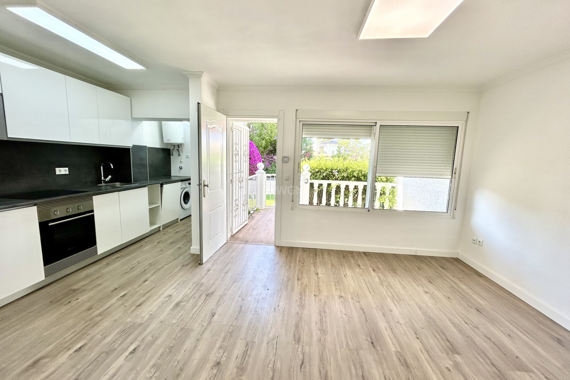 Reventa - Apartamento / piso - Villamartin - Costa Blanca