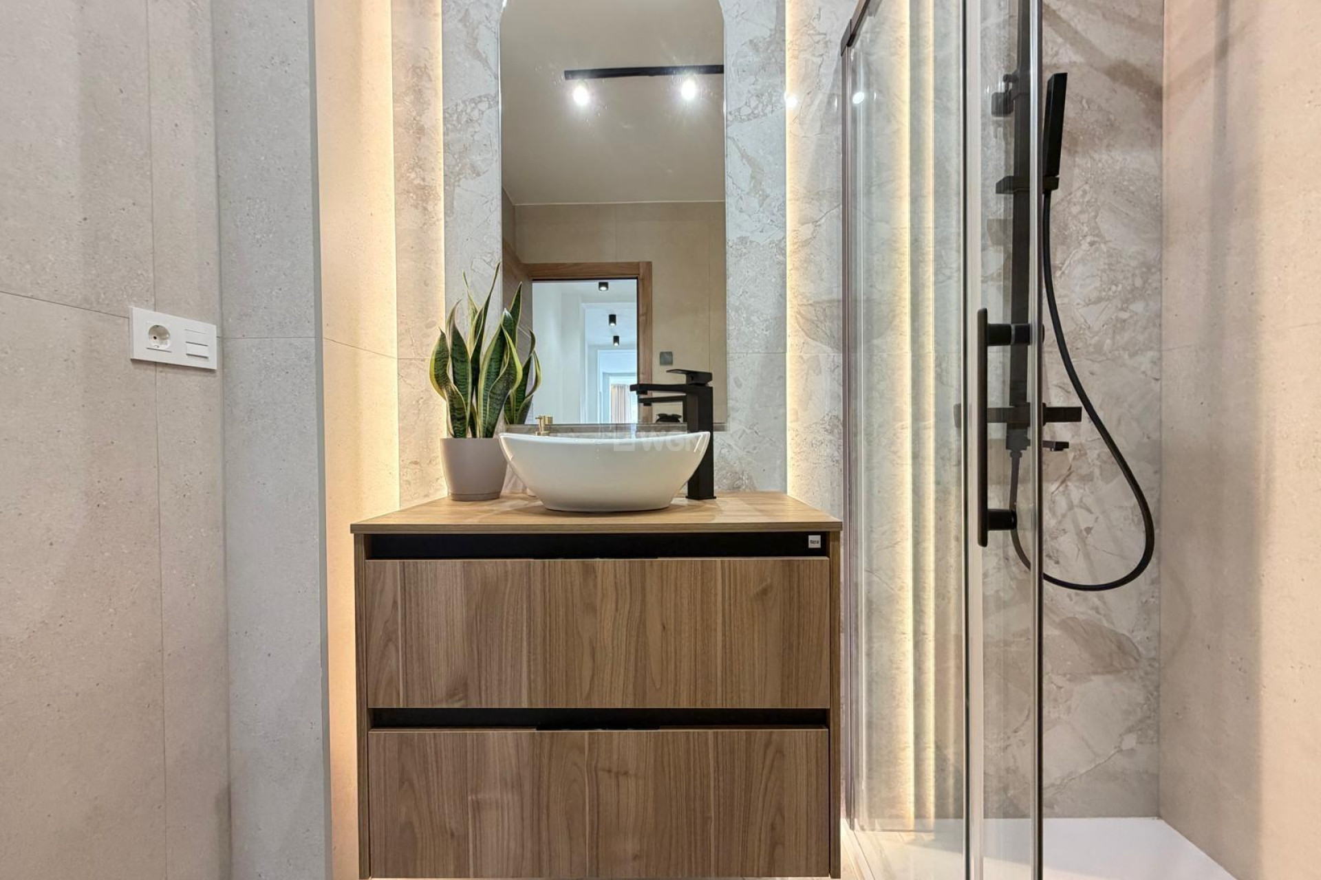 Reventa - Ático - Torrevieja - Estacion De Autobuses