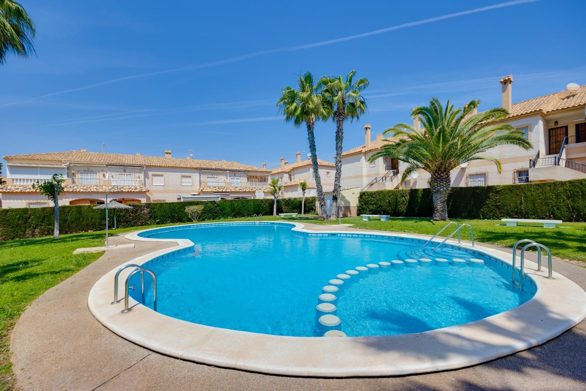 Reventa - Bungalow - Torrevieja - aguas nuevas