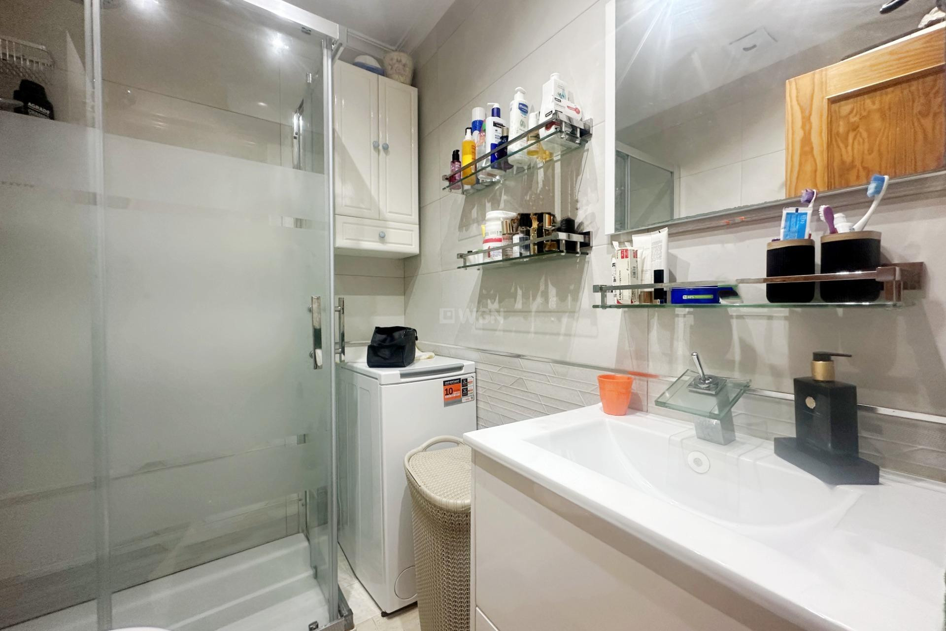 Reventa - Bungalow - Torrevieja - aguas nuevas