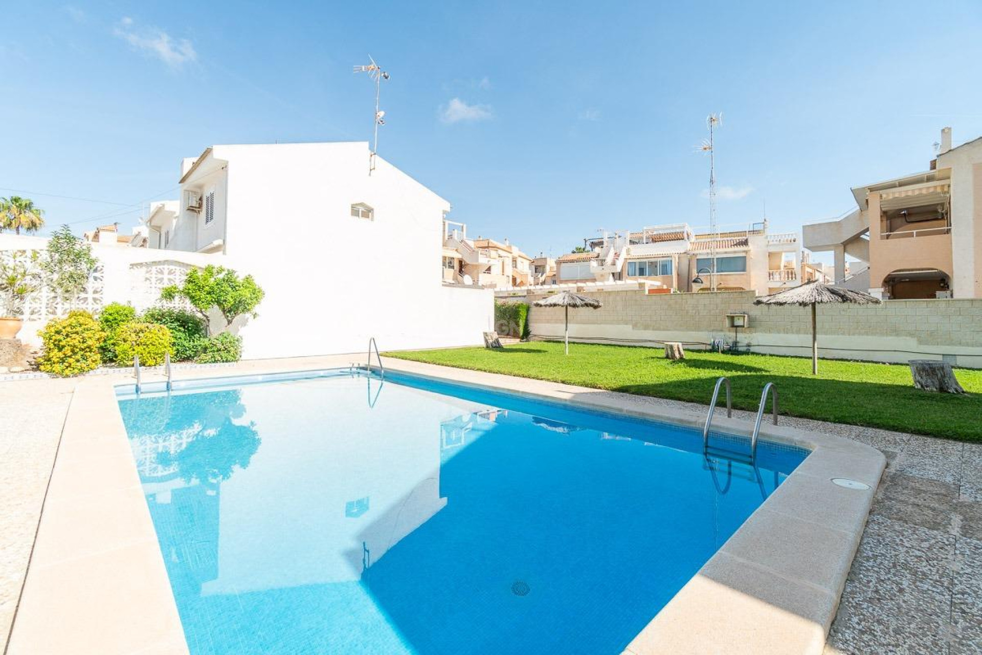 Reventa - Bungalow - Torrevieja - Los Frutales