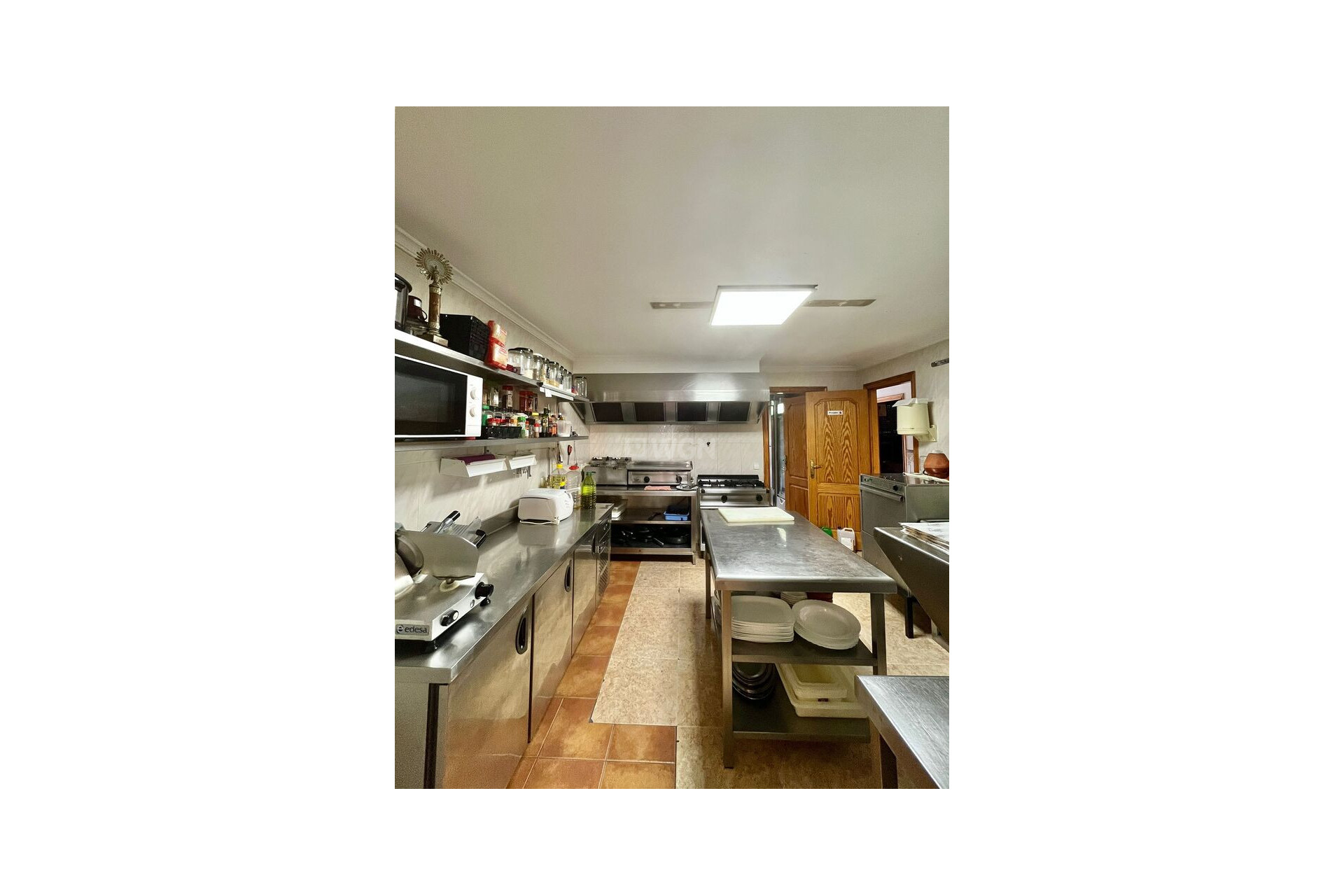 Reventa - Comercial - Jávea - Costa Blanca