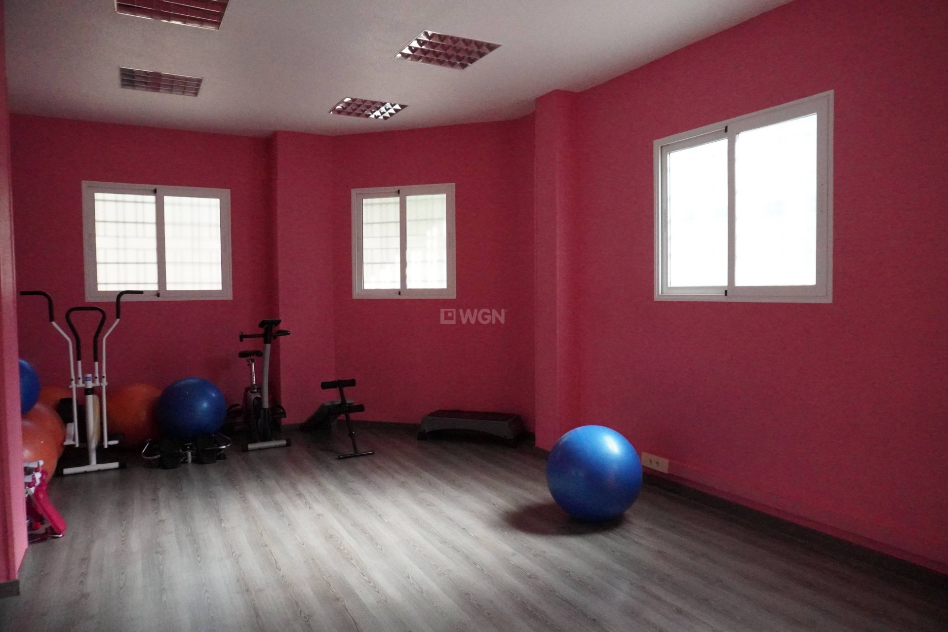 Reventa - Comercial - Murcia - Barrio Del Carmen