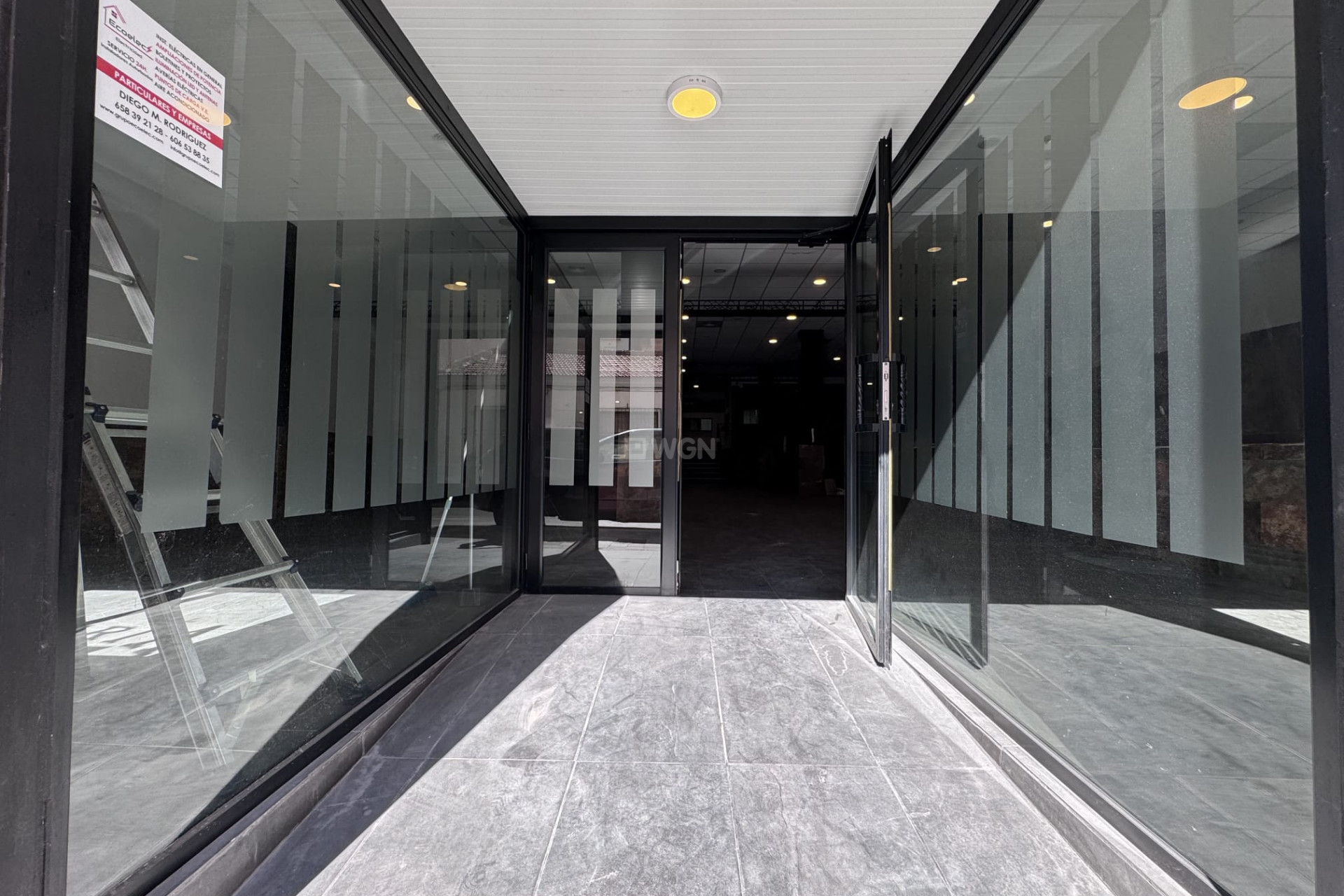 Reventa - Comercial - Torrevieja - Costa Blanca