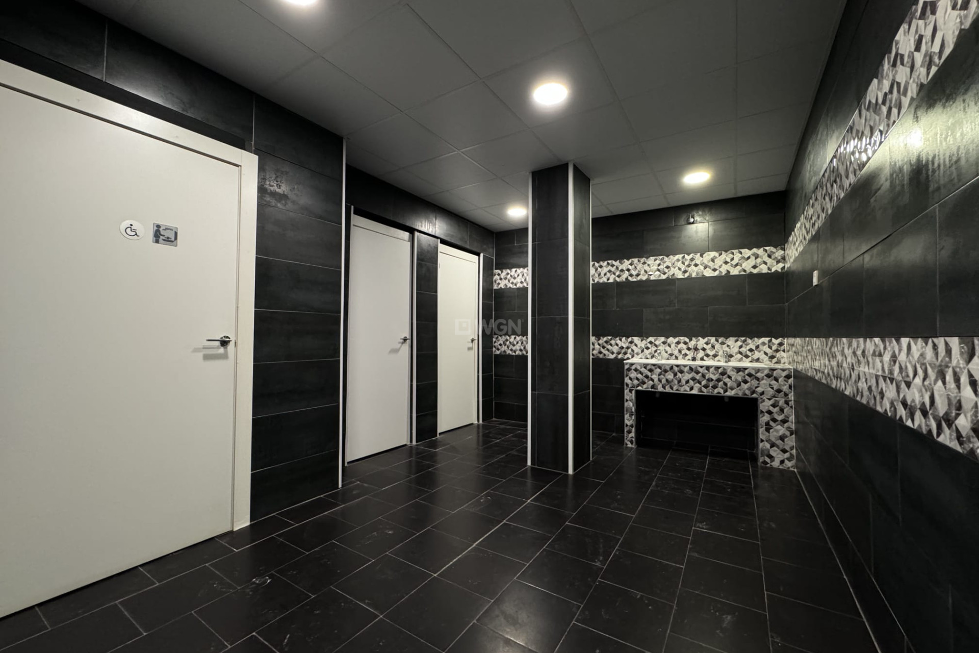 Reventa - Comercial - Torrevieja - Costa Blanca