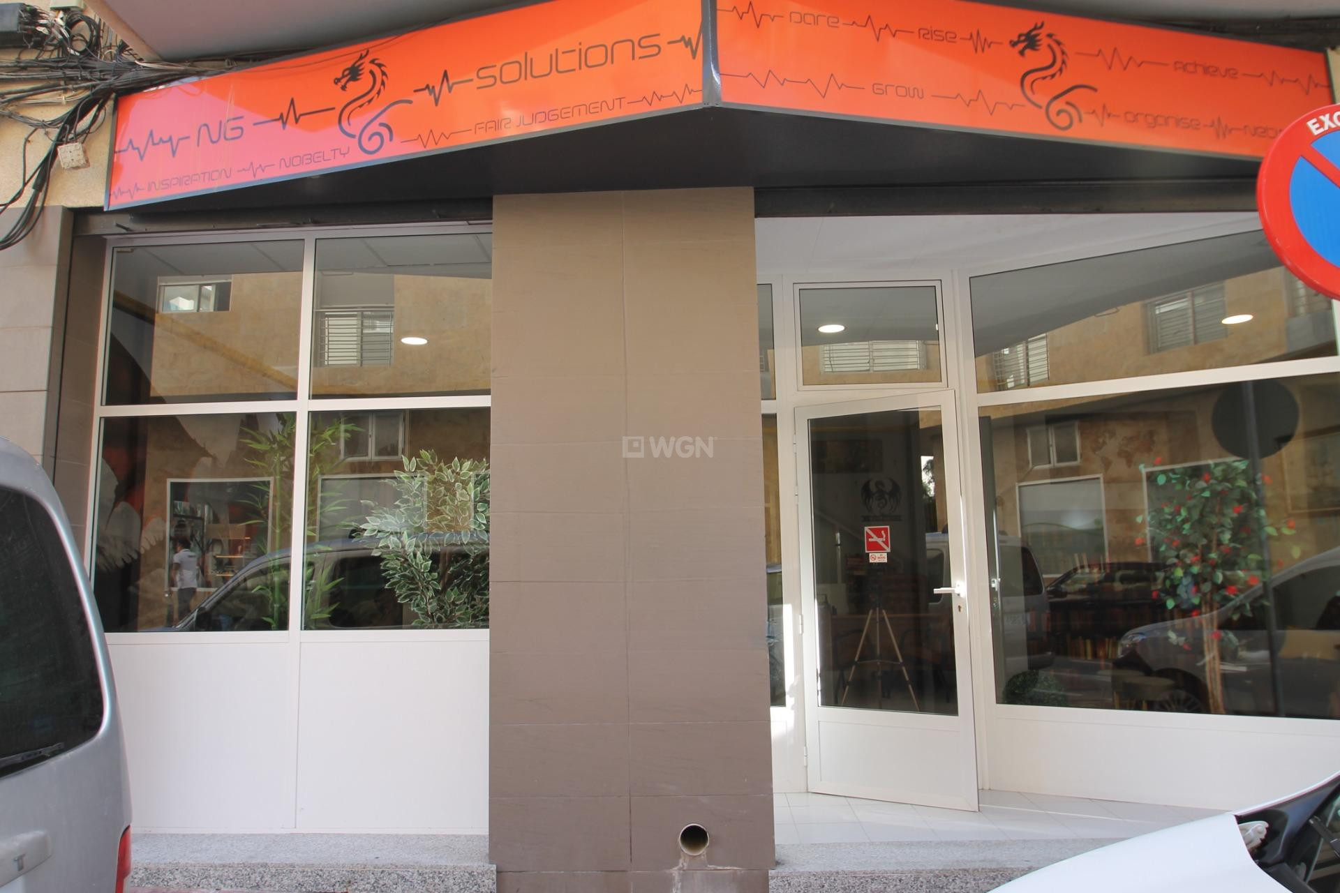 Reventa - Comercial - Torrevieja - Las Piscinas Naturales