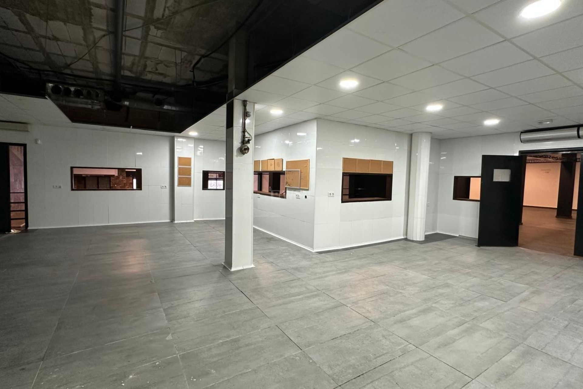 Reventa - Comercial - Torrevieja - Paseo Maritimo