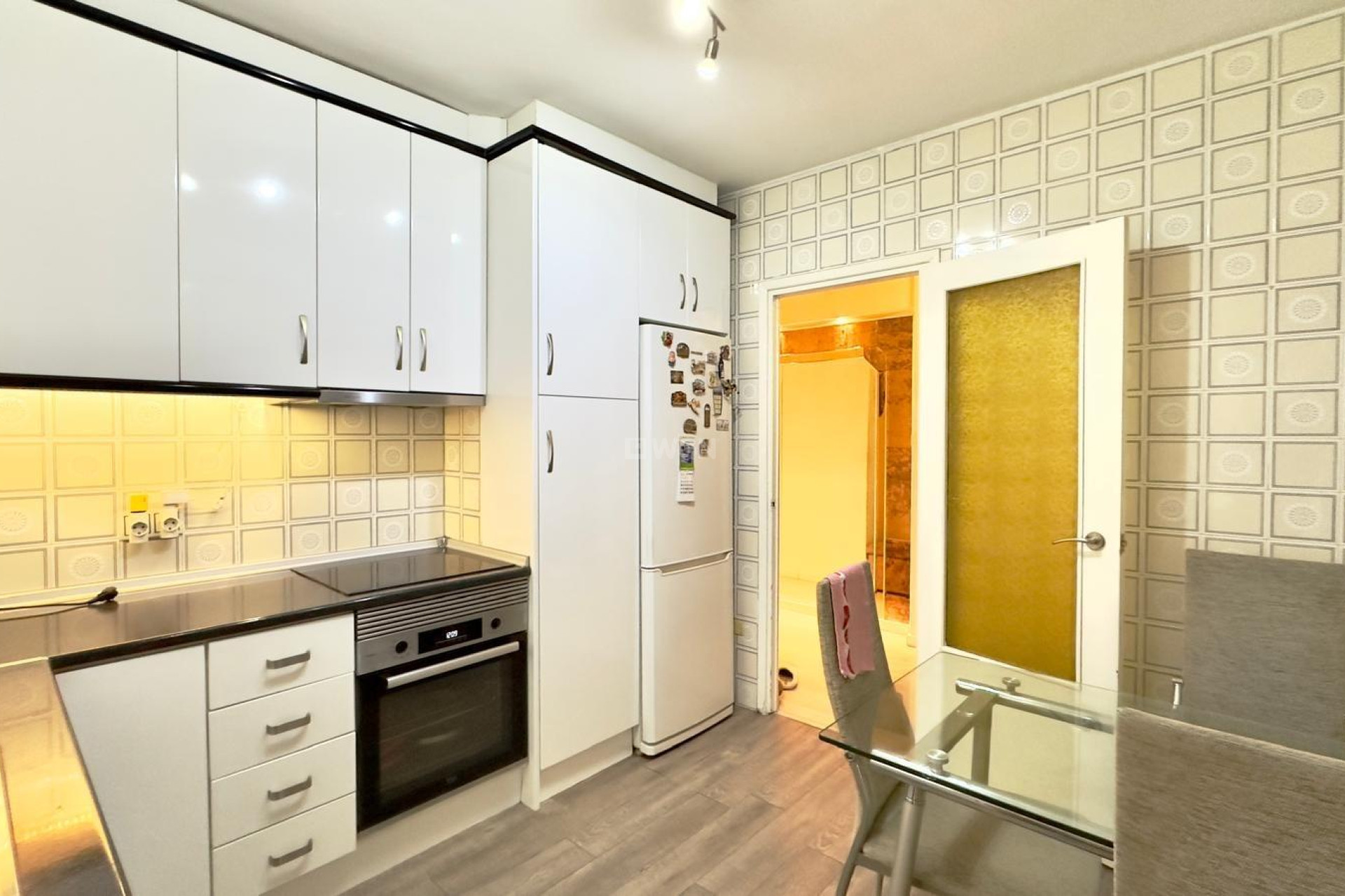 Reventa - Comercial - Torrevieja - Playa De Los Naufragos