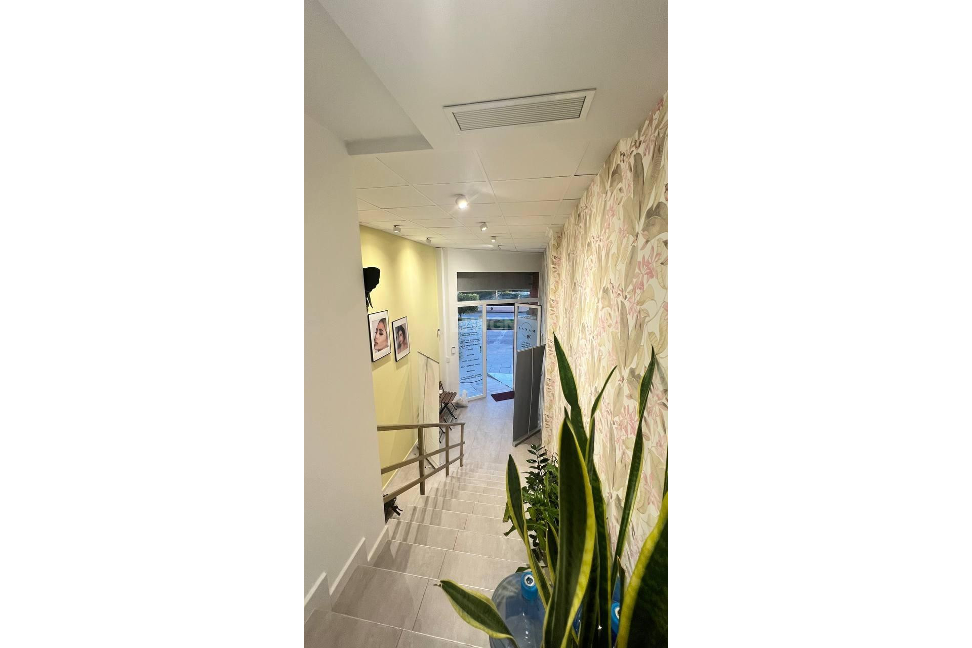 Reventa - Comercial - Torrevieja - Puerto Deportivo