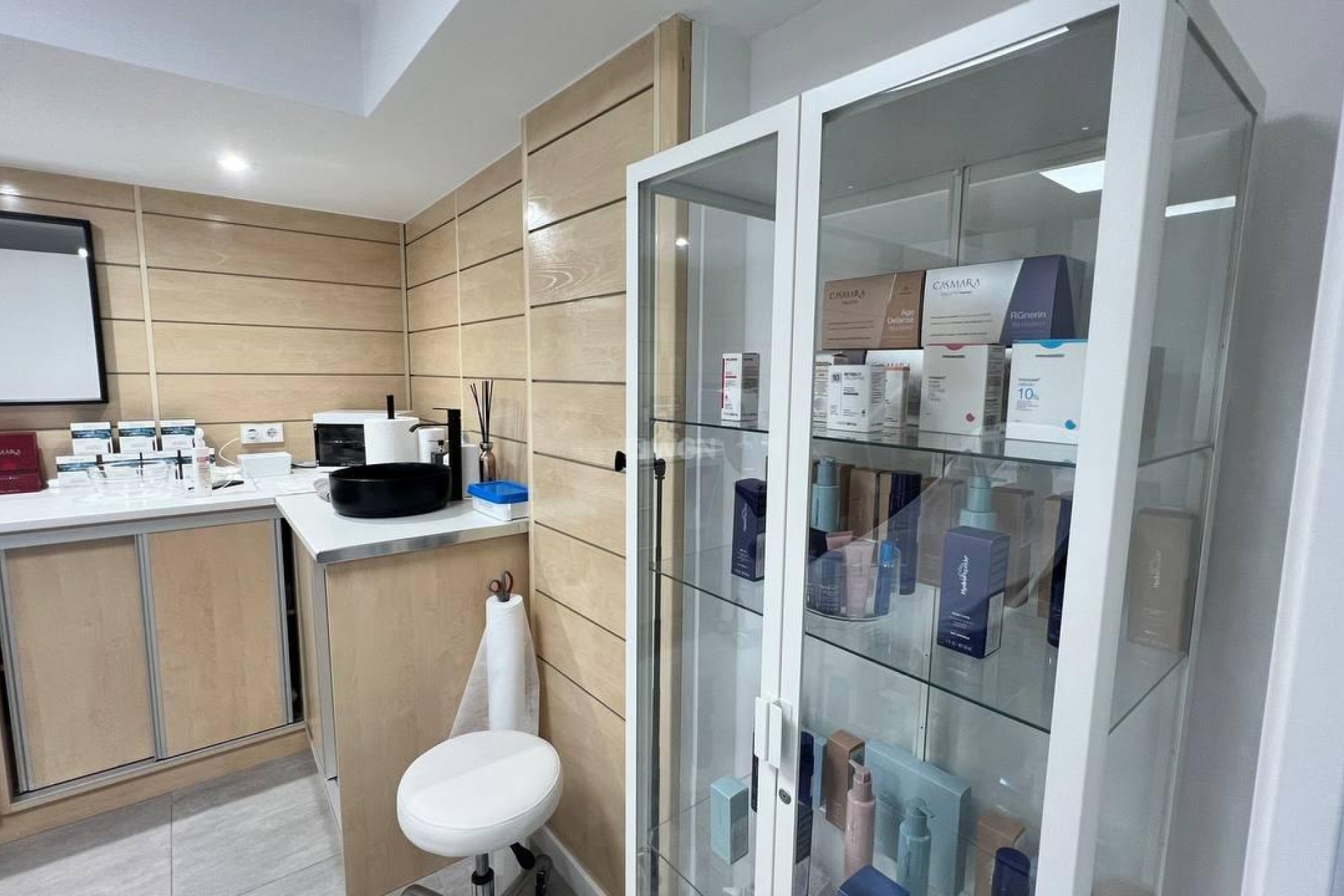 Reventa - Comercial - Torrevieja - Puerto Deportivo