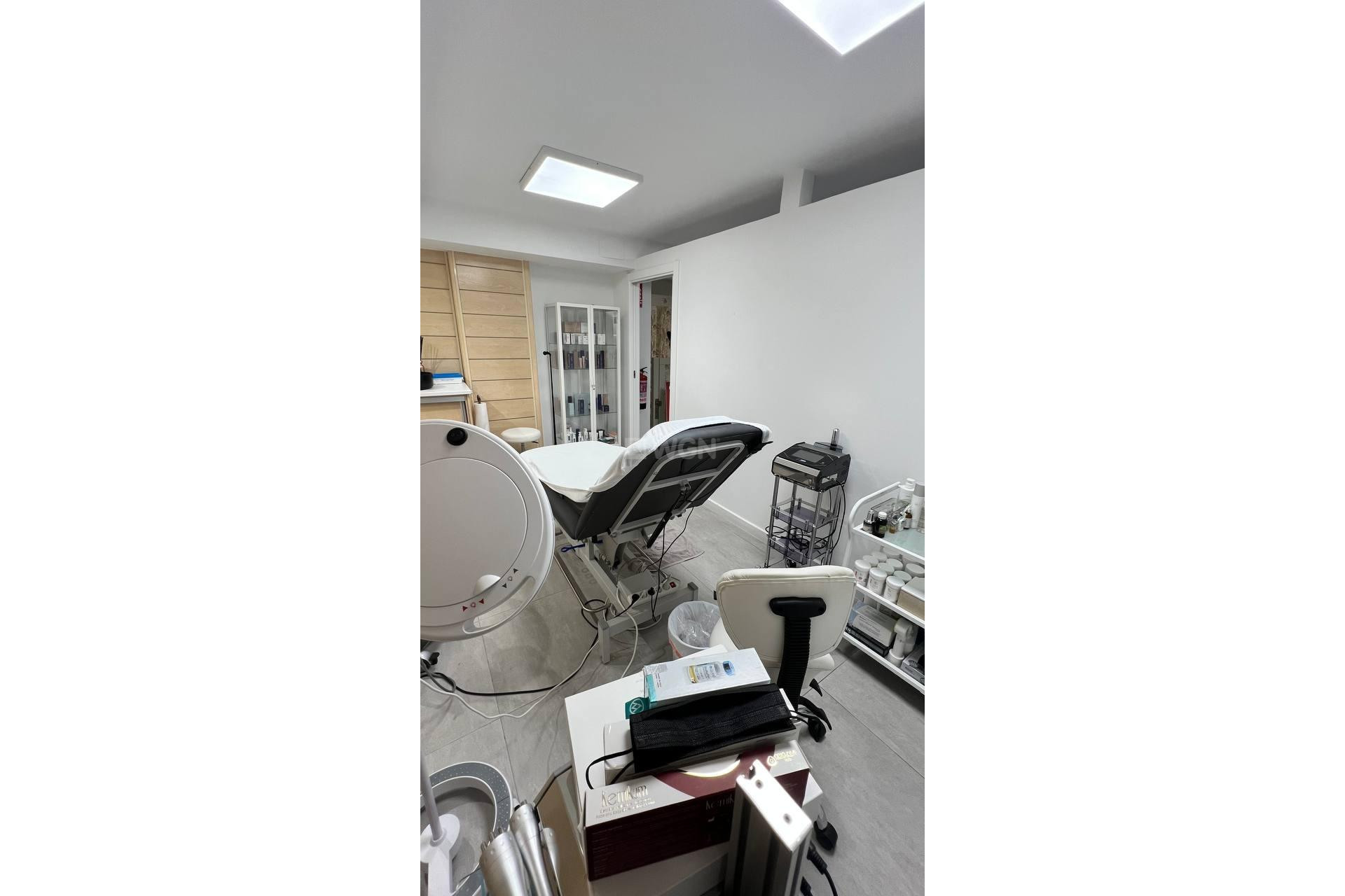 Reventa - Comercial - Torrevieja - Puerto Deportivo