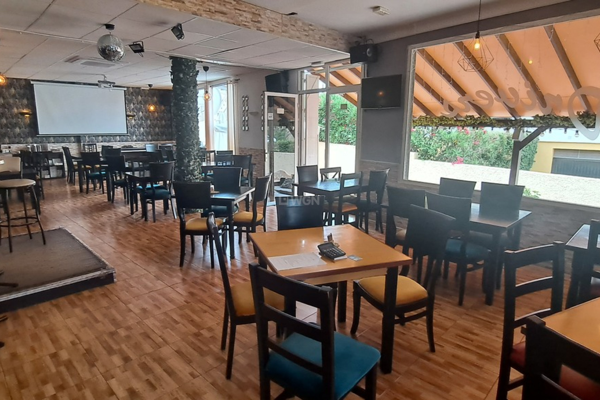 Reventa - Comercial - Villamartin - Costa Blanca