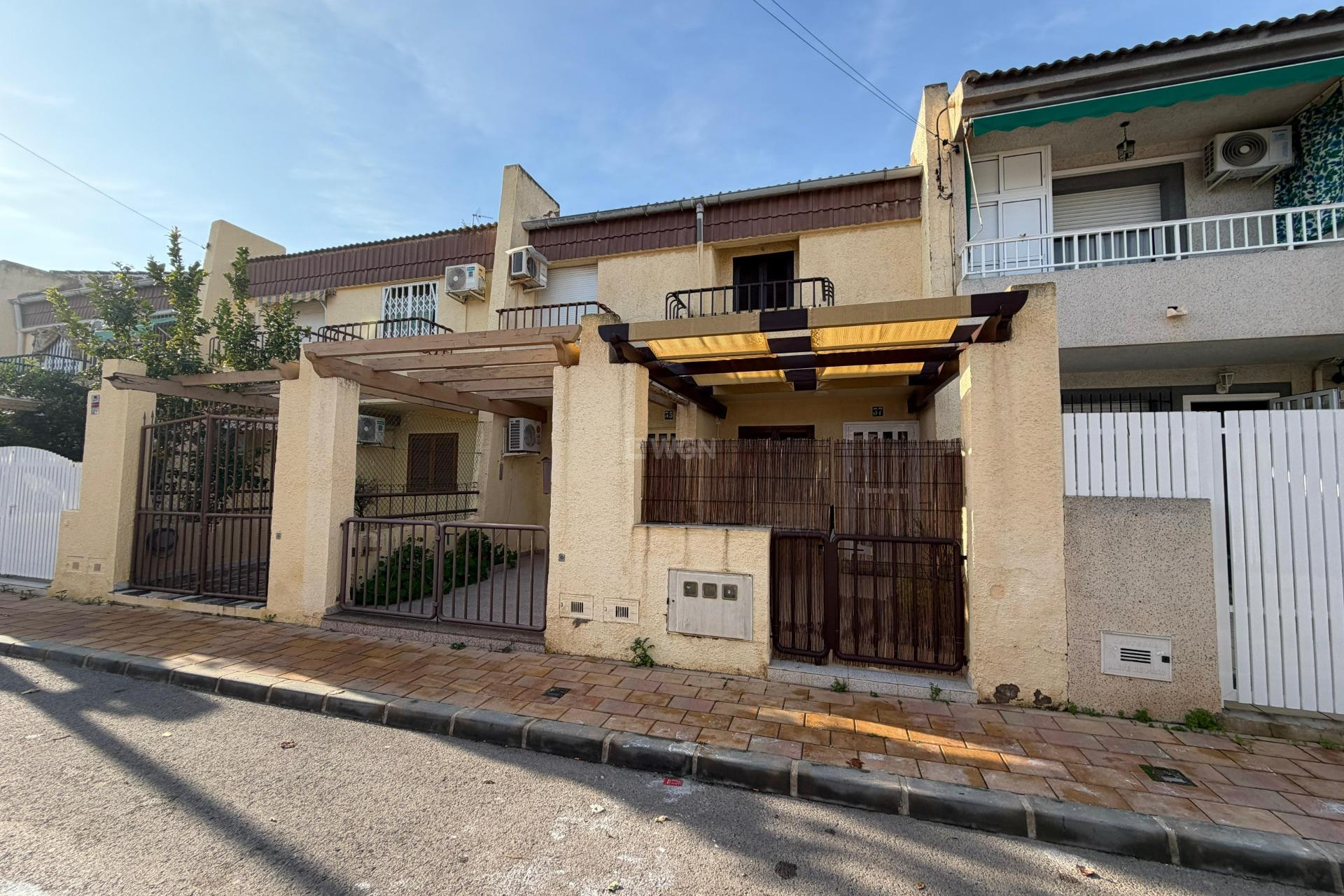 Reventa - Duplex - Lo Pagan - LA PUNTICA