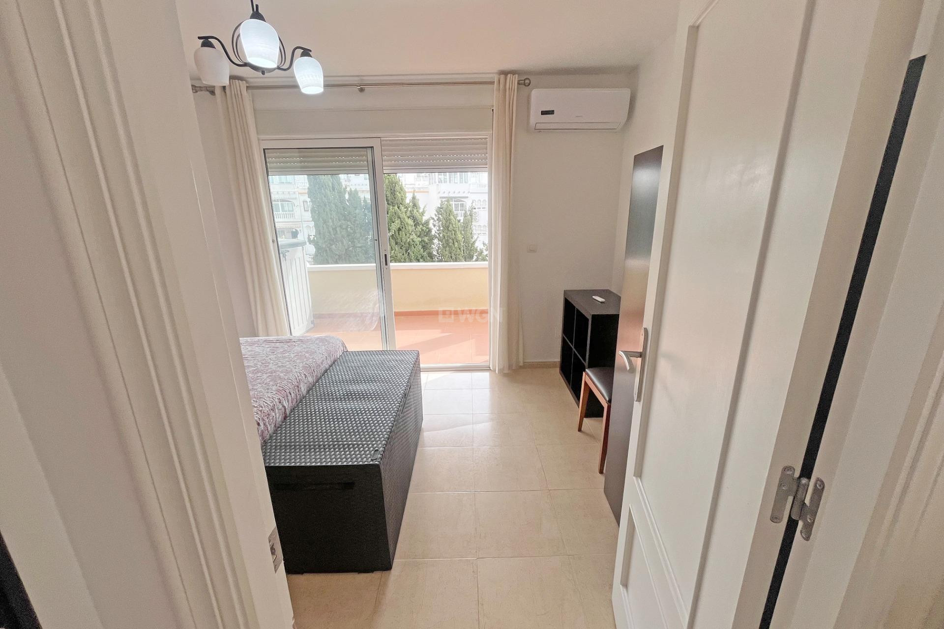 Reventa - Duplex - San Miguel de Salinas - Las Filipinas