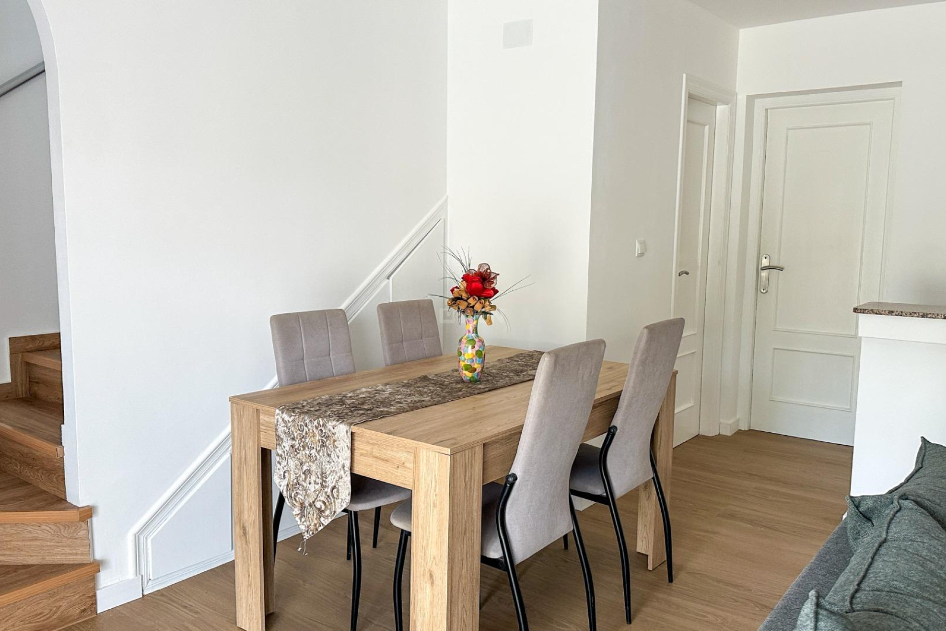 Reventa - Duplex - San Miguel de Salinas - Las Filipinas